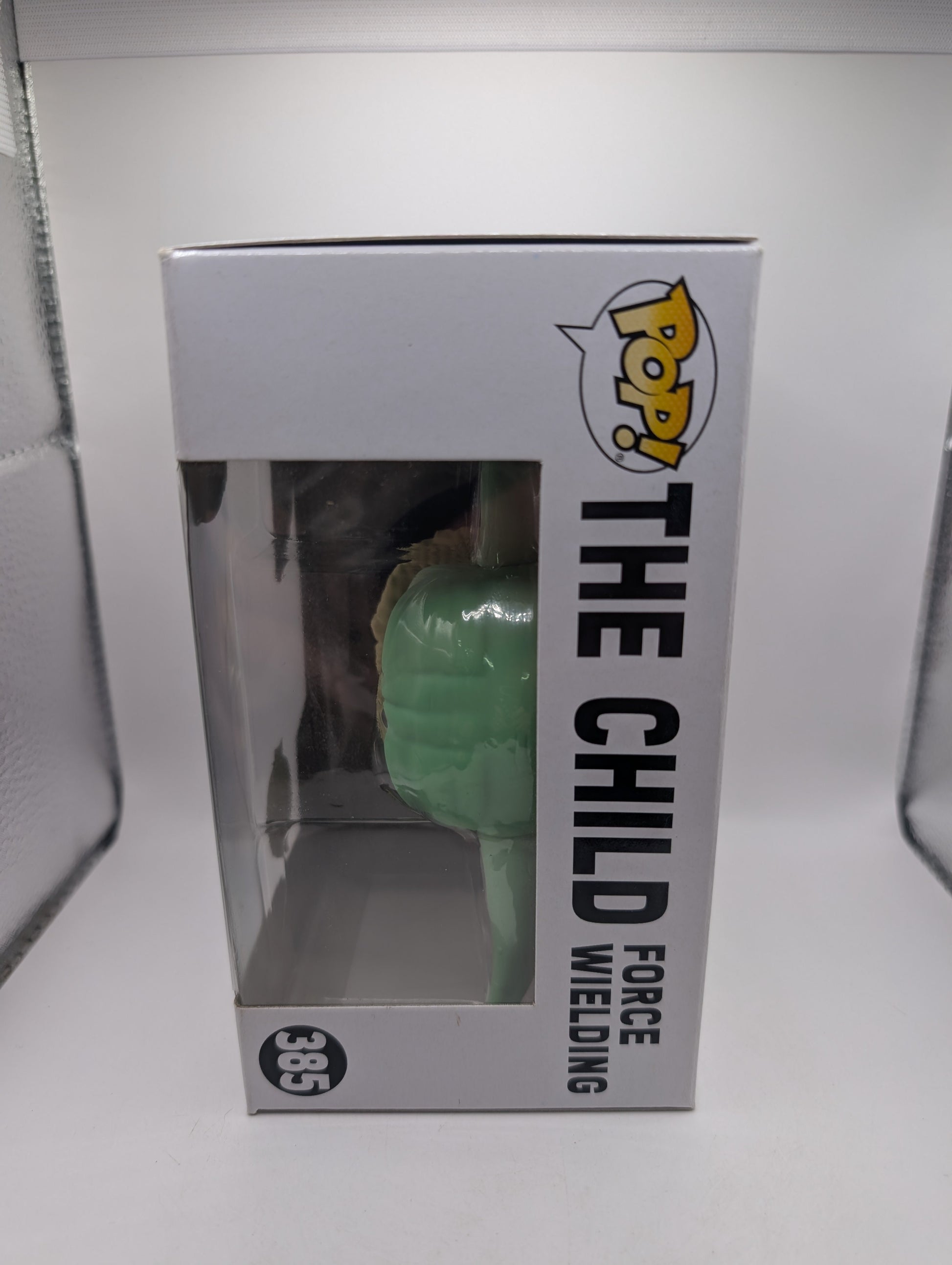 Star Wars: The Mandalorian - The Child Force Wielding 385 Pop! Vinyl FRENLY BRICKS - Open 7 Days