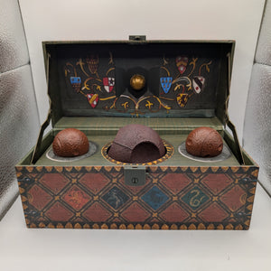 Harry Potter Collectible Quidditch Set Complete With Poster & Keys