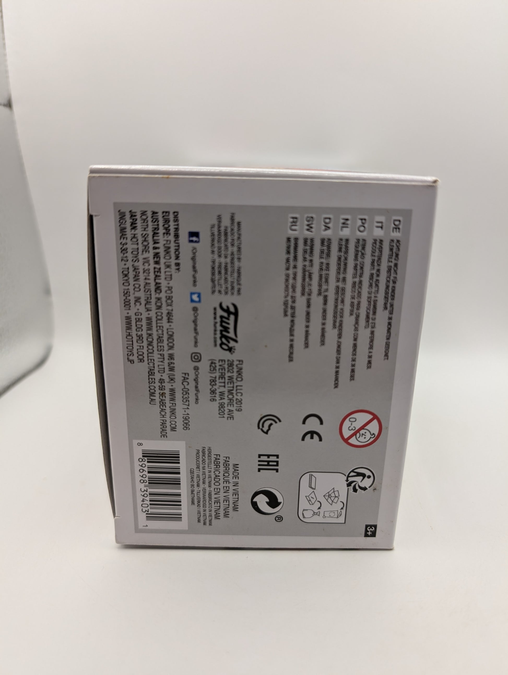 Spider-Man (Hero Suit) - Far From Home #468 Marvel Funko Pop Vinyl