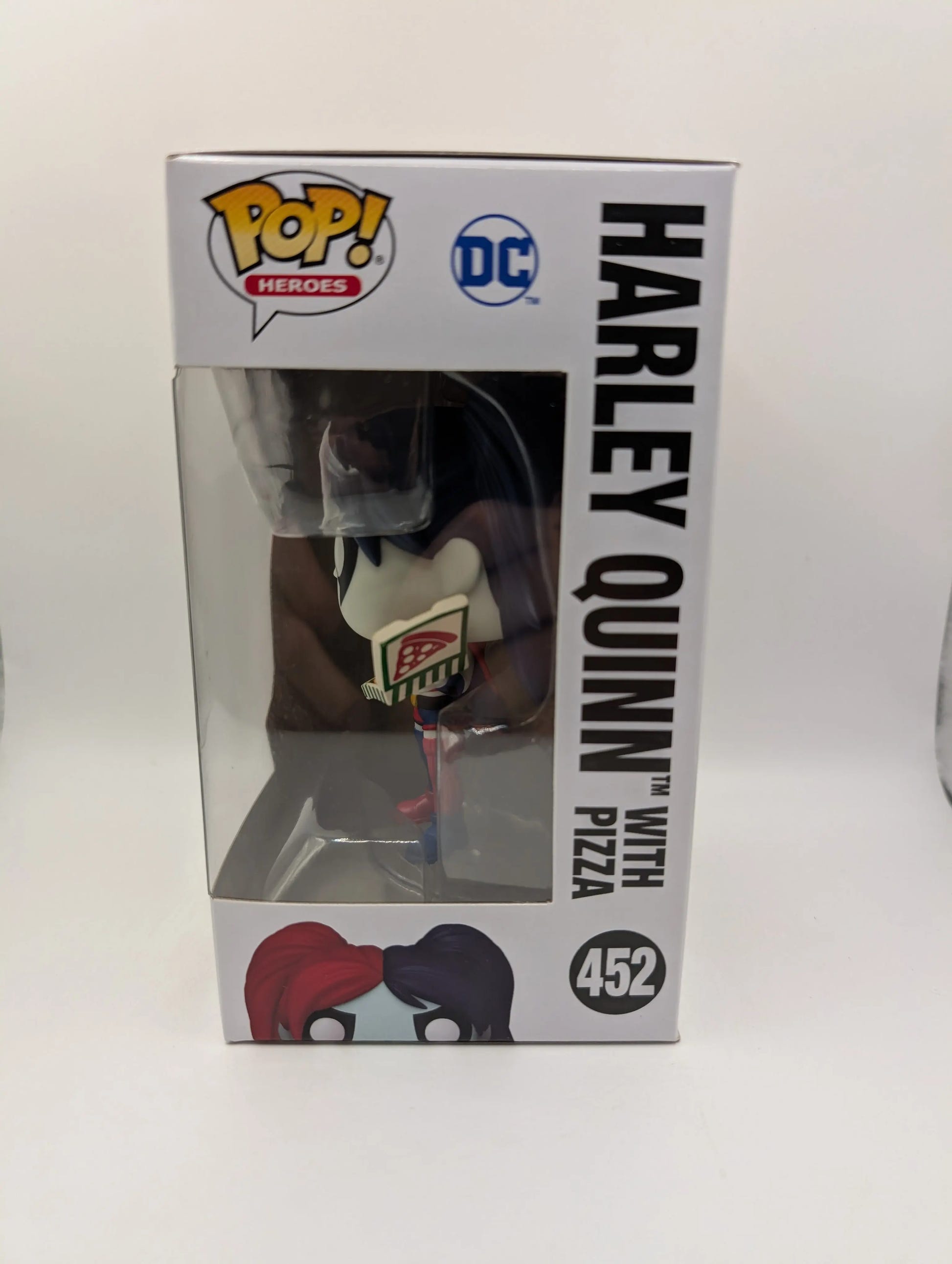 DC Comics - Harley Quinn with Pizza Pop! Vinyl Figure #452 Funko FRENLY BRICKS - Open 7 Days image 4