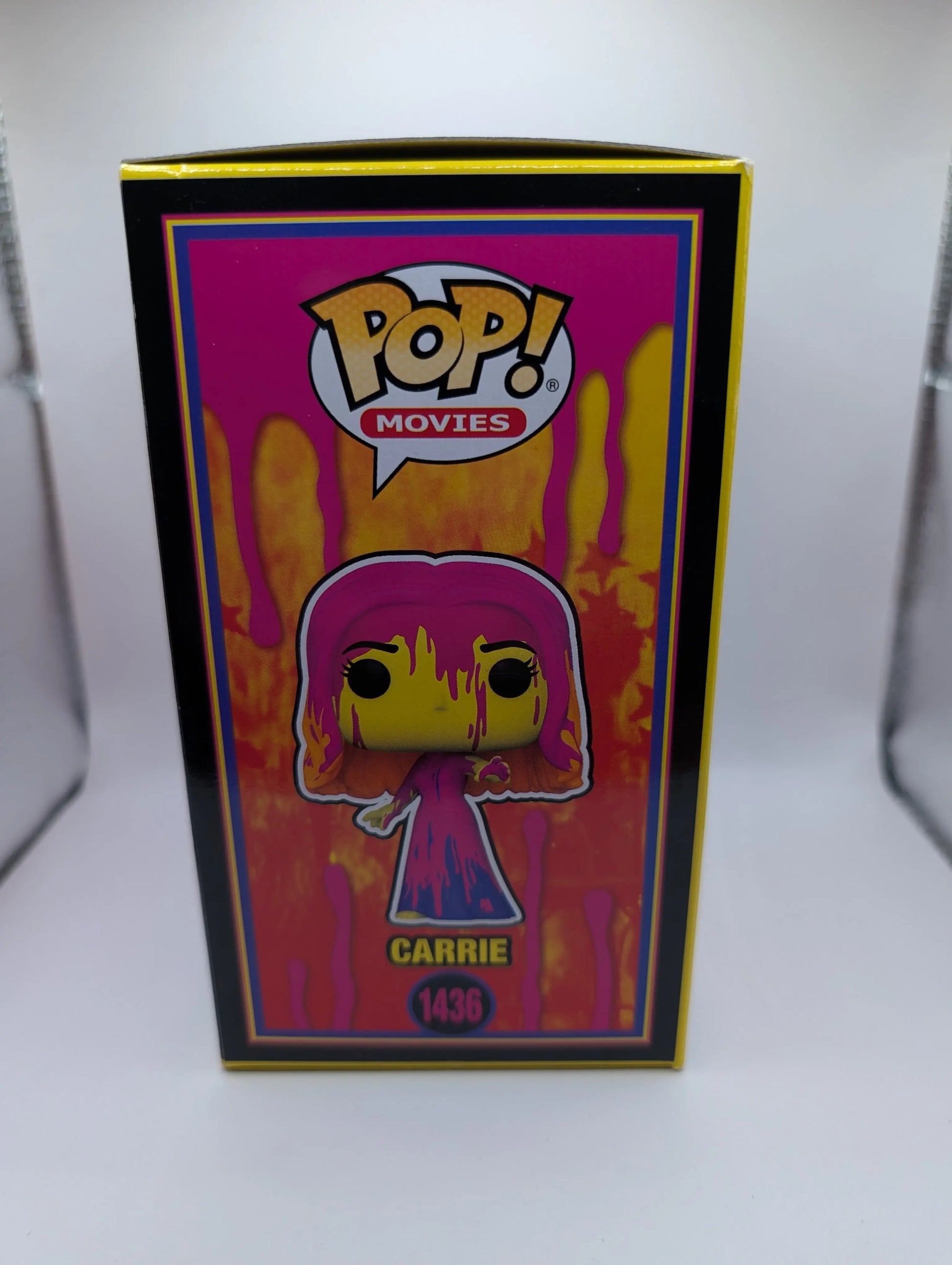Funko Pop Movies #1436 - Carrie Exclusive - Bloody - Black Light FRENLY BRICKS - Open 7 Days