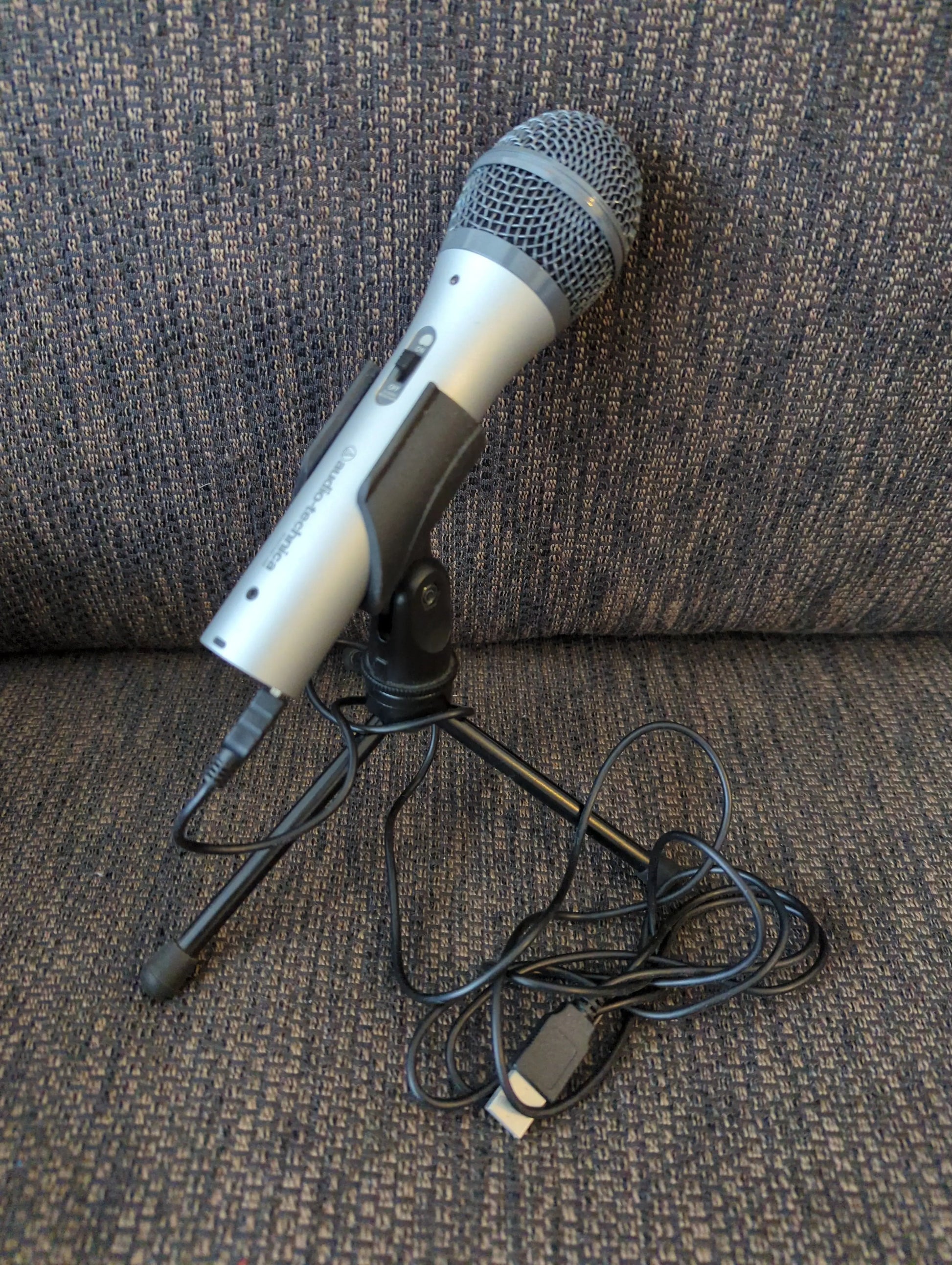 Audio-Technica ATR2100-USB Cardioid Dynamic USB Microphone *no XLR cable* used preowned FRENLY BRICKS - Open 7 Days