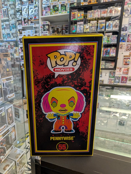 It (1990) - Pennywise Black Light US Exclusive Pop! Vinyl 55 FRENLY BRICKS - Open 7 Days