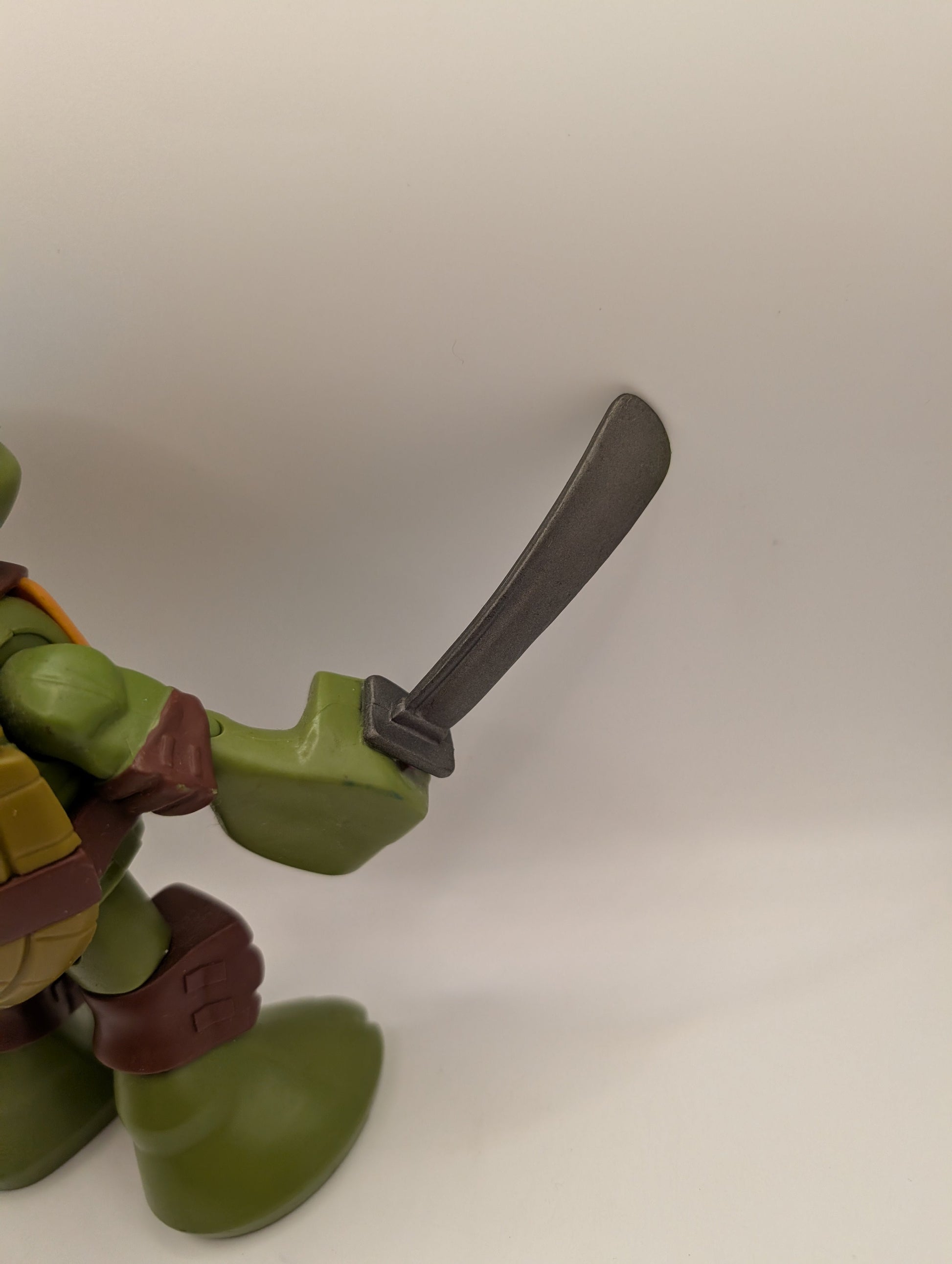 Teenage Mutant Ninja Turtle. 16cm, Arms Up And Down Motion. Missing 1 sword FRENLY BRICKS - Open 7 Days