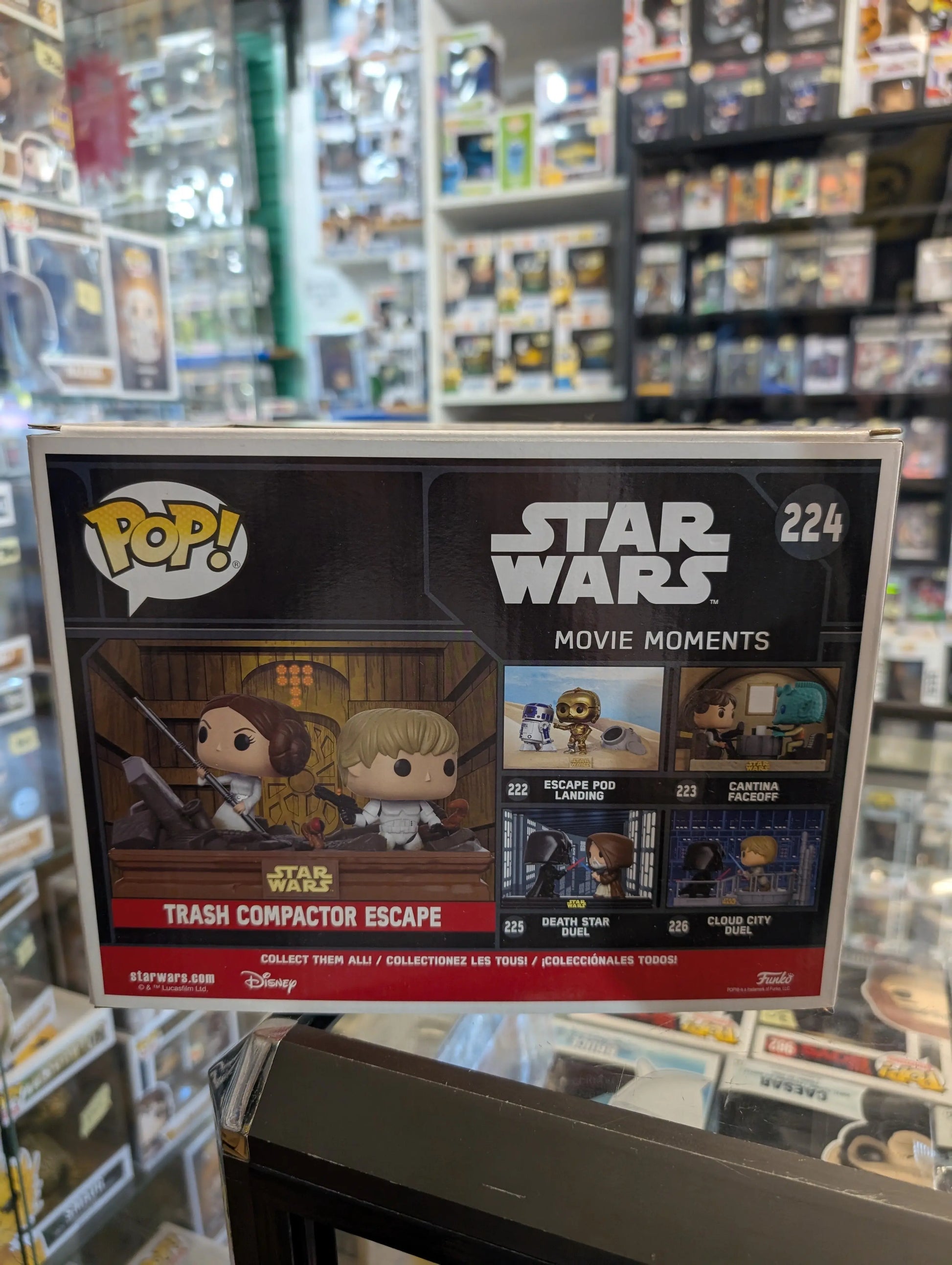 STAR WARS Funko Pop - Trash Compactor Escape / movie moments No. 224 FRENLY BRICKS - Open 7 Days