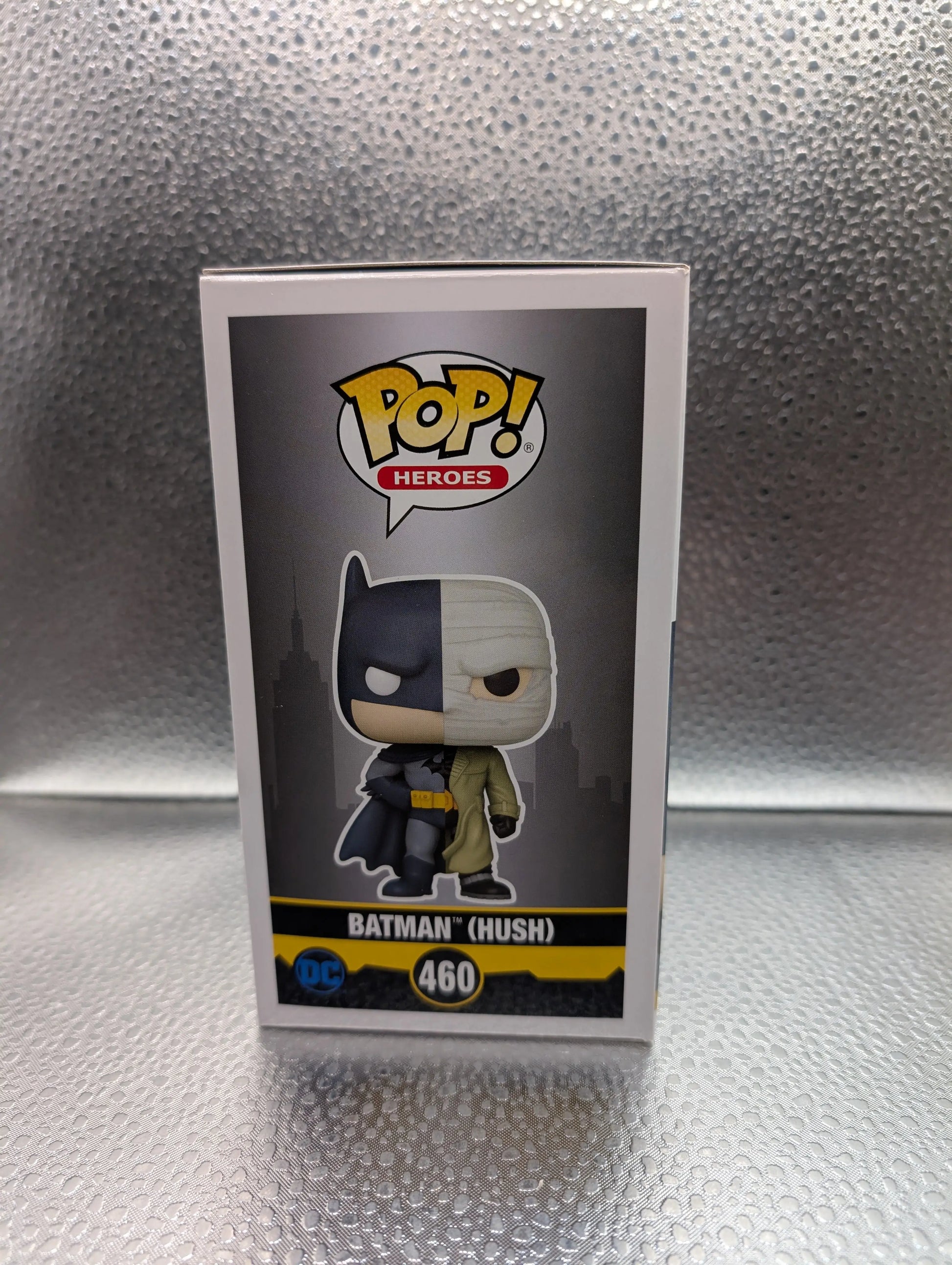 FUNKO Pop Vinyl Batman (Hush) #460 FRENLY BRICKS - Open 7 Days