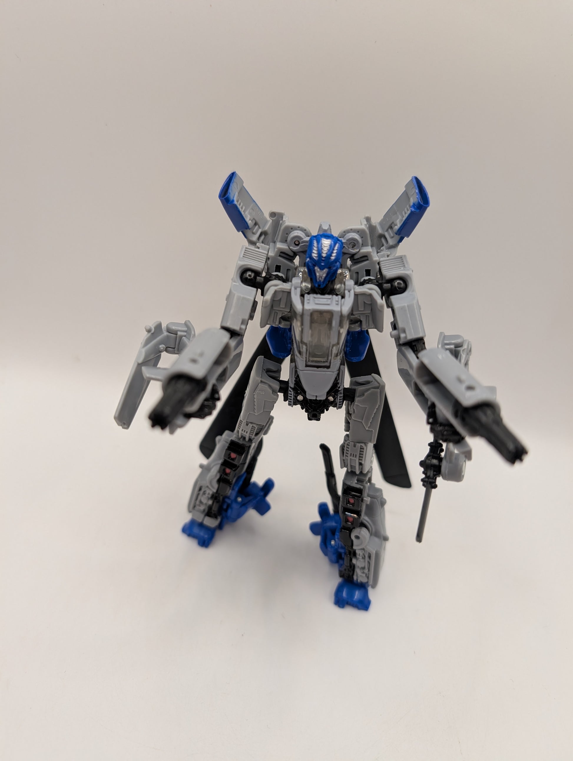 New Transformers Hasbro Dropkick Studio Series 22 Decepticon Action Figure Toys