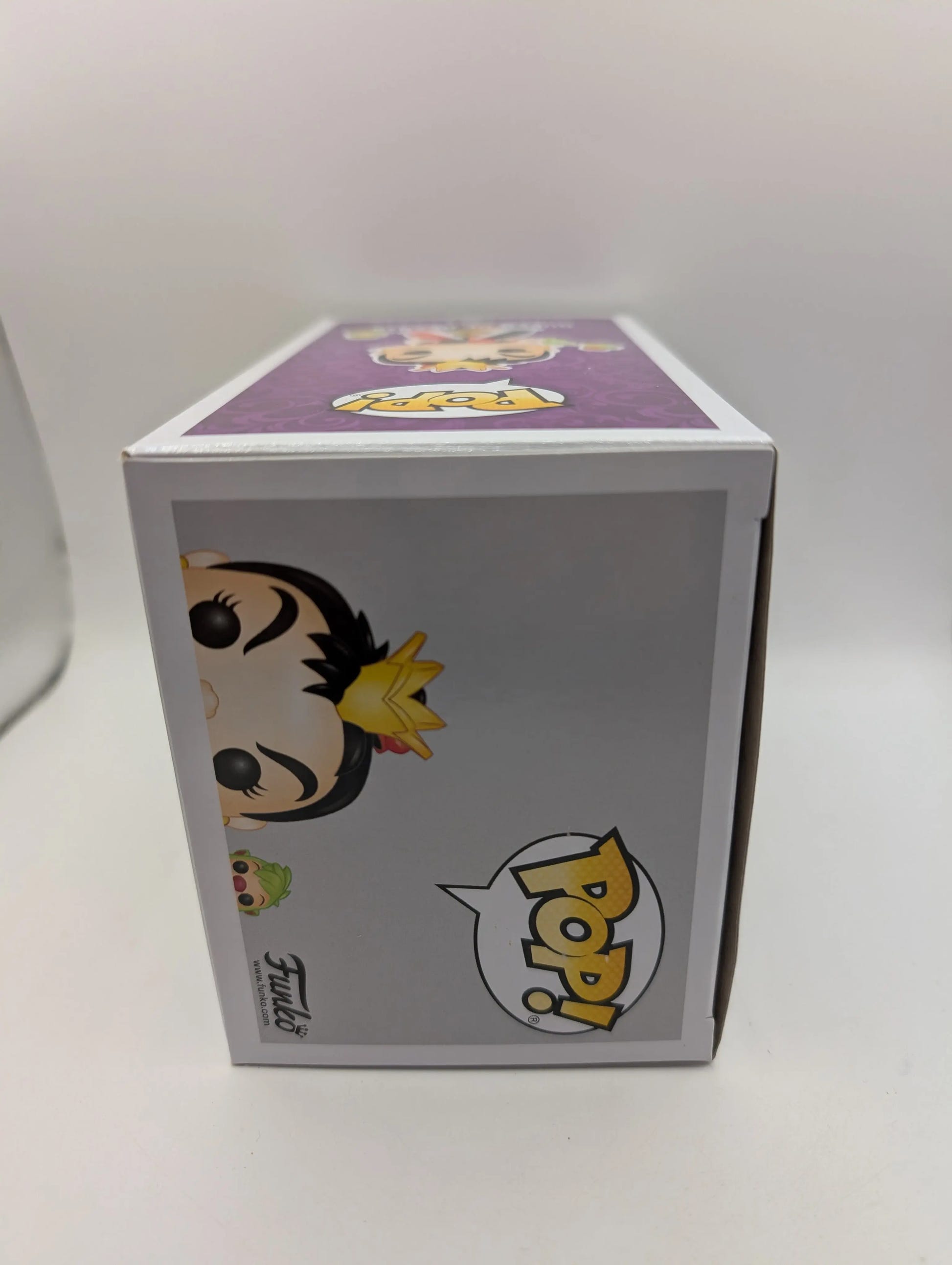 Funko POP! Disney: Queen of Hearts #234 Alice in Wonderland FRENLY BRICKS - Open 7 Days image 5