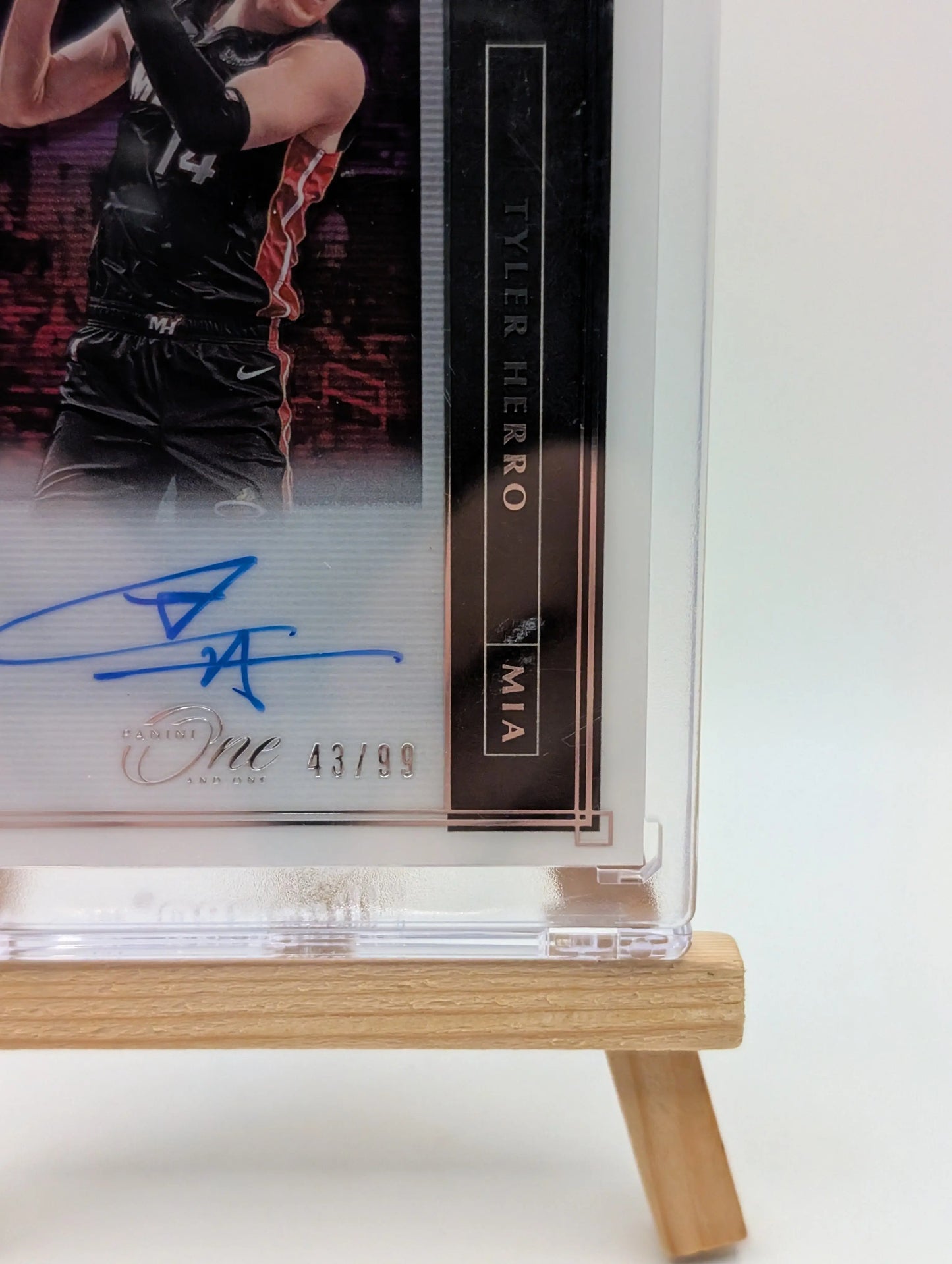2019-20 Panini One & One Blue 34/49 Tyler Herro Rookie Auto #RA-THR BB2 FRENLY BRICKS - Open 7 Days