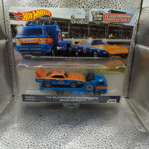 Hot Wheels Car Culture Team Transport '70 Plymouth Superbird Wide Open #18 FRENLY BRICKS - Open 7 Days