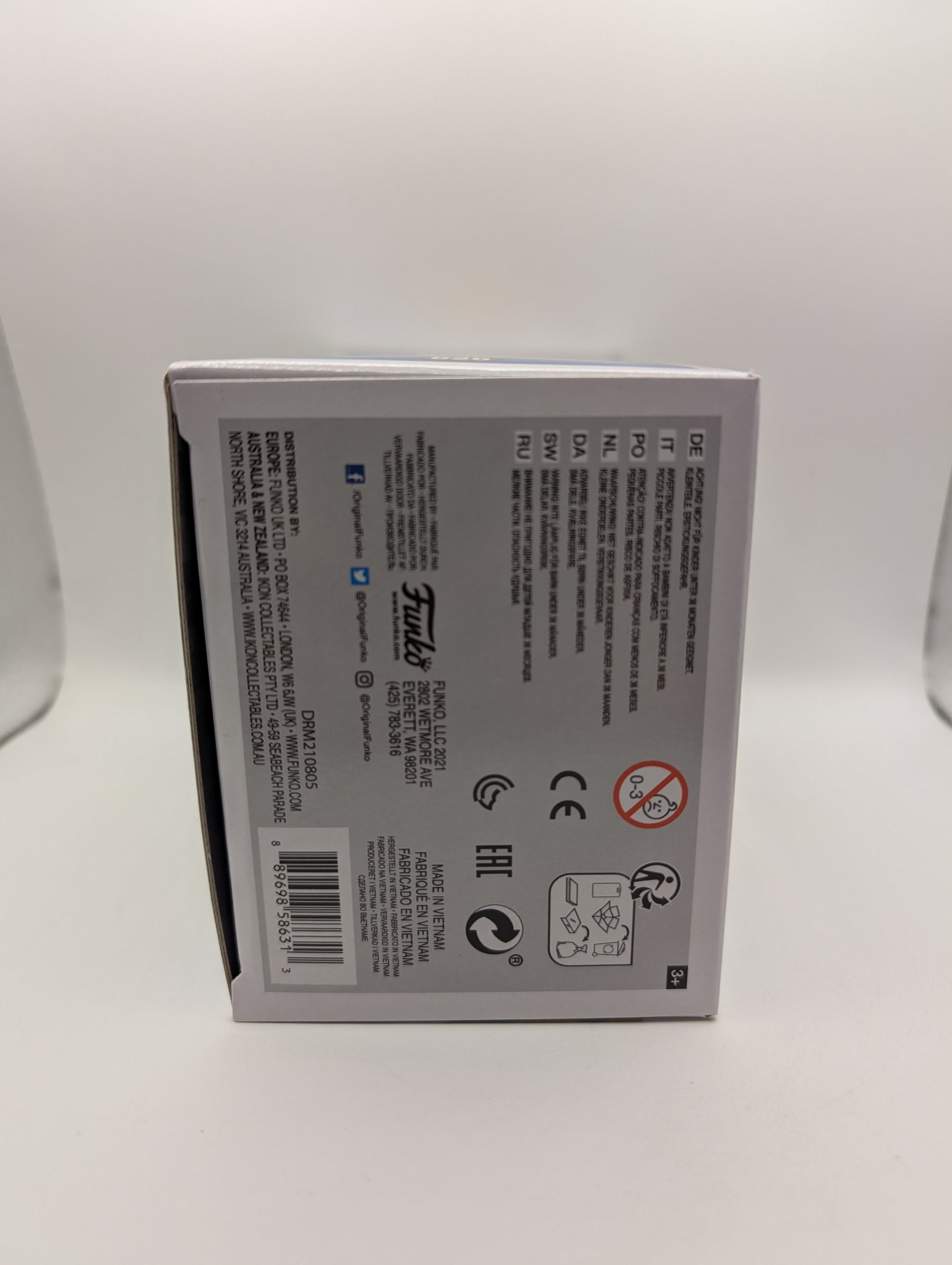 Funko POP! Vinyl Pokemon - Diamond Glitter Eevee Fall Convention 2021 #626 FRENLY BRICKS - Open 7 Days