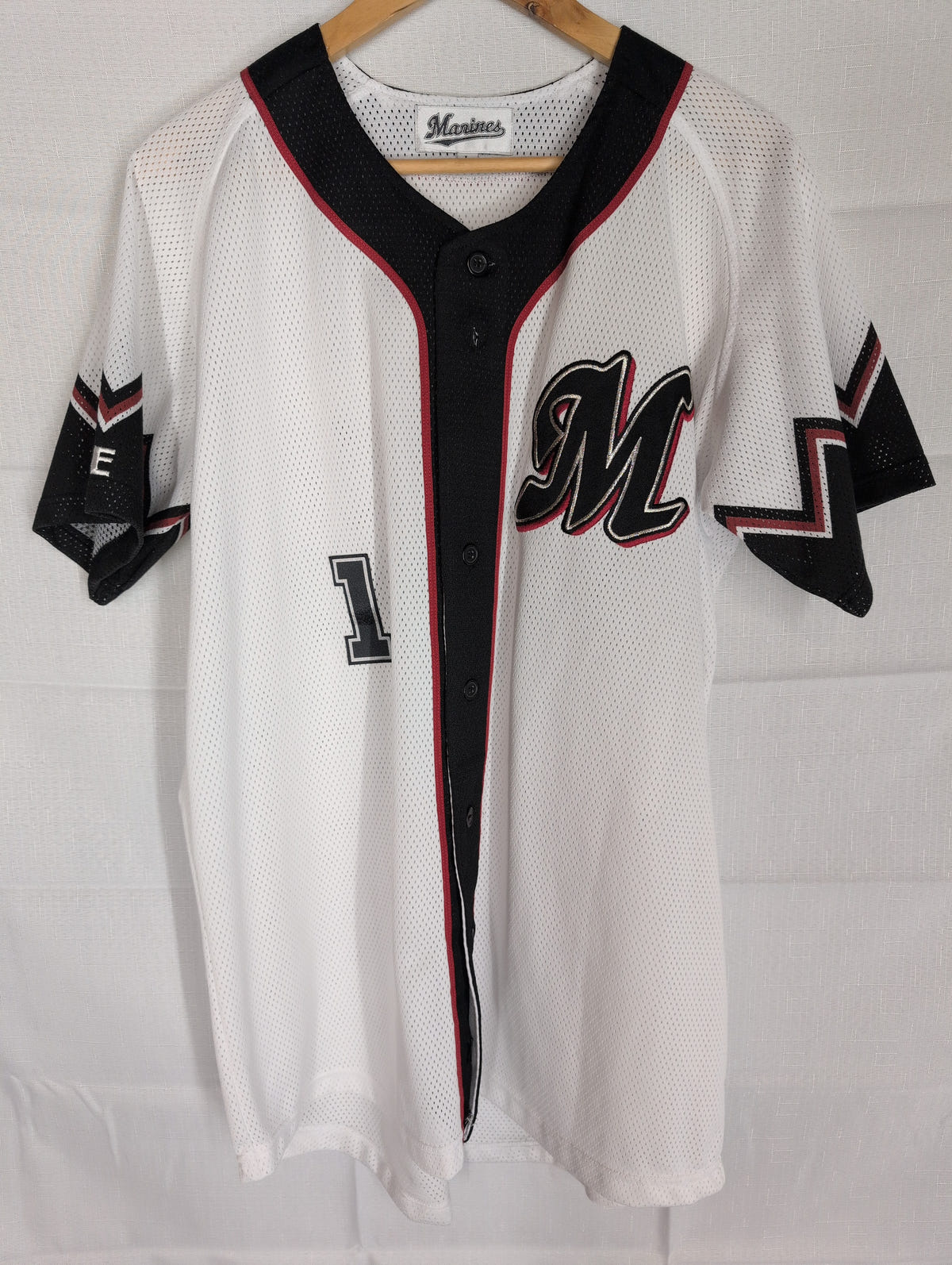 Nippon Baseball Chiba Lottes Marines "Owaku #253 Alternate White/Red Large Jersey image 1