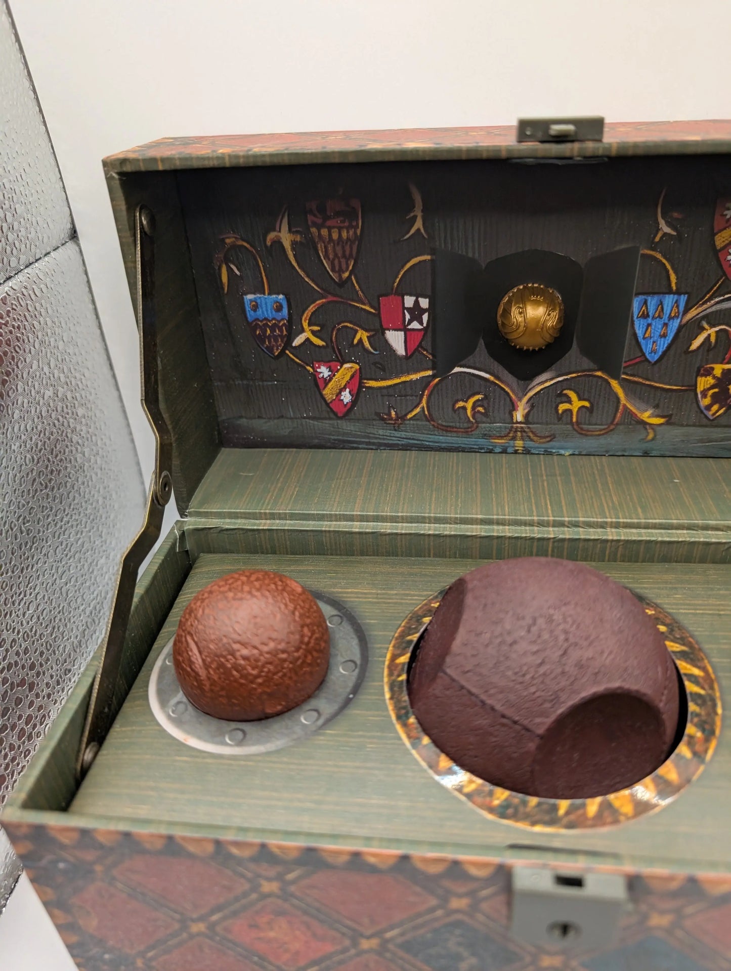 Harry Potter Collectible Quidditch Set Complete With Poster & Keys FRENLY BRICKS - Open 7 Days