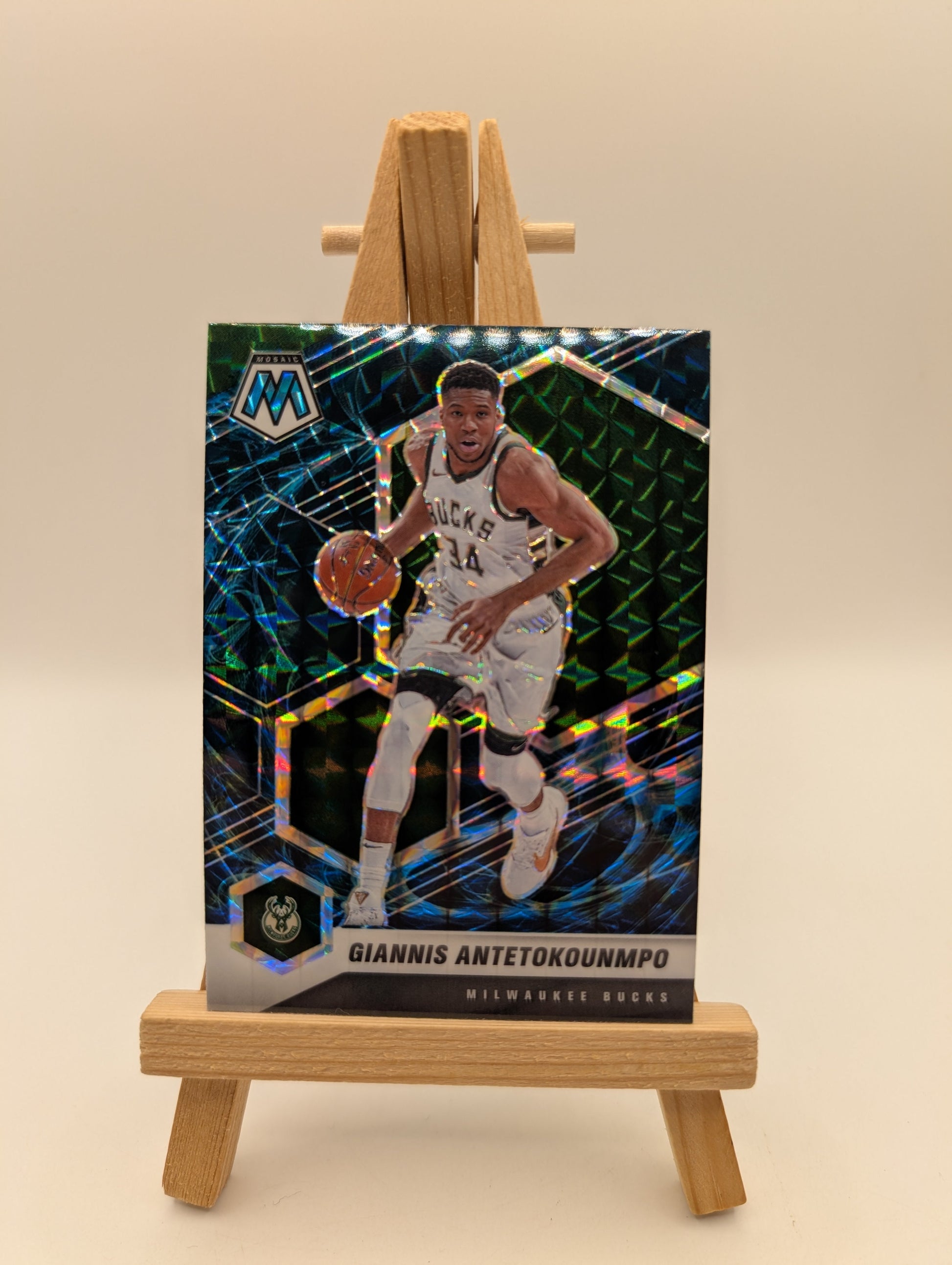 Giannis Antetokounmpo 2020 Mosaic #80 Genesis /(SSP) FRENLY BRICKS - Open 7 Days