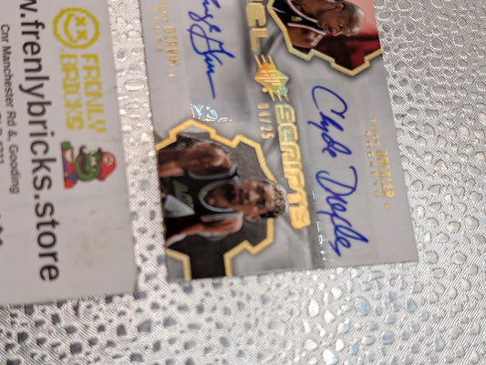2007-08 Upper Deck Clyde Drexler George Gervin Dual Scripts /25 FRENLY BRICKS - Open 7 Days