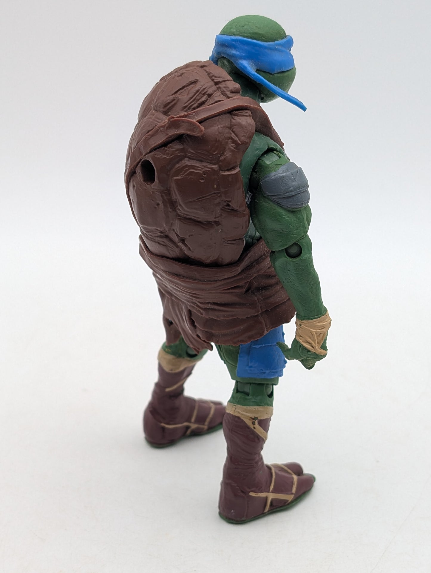TMNT Out of the Shadows Leonardo Figure 2014 Playmates Toys Ninja Turtles