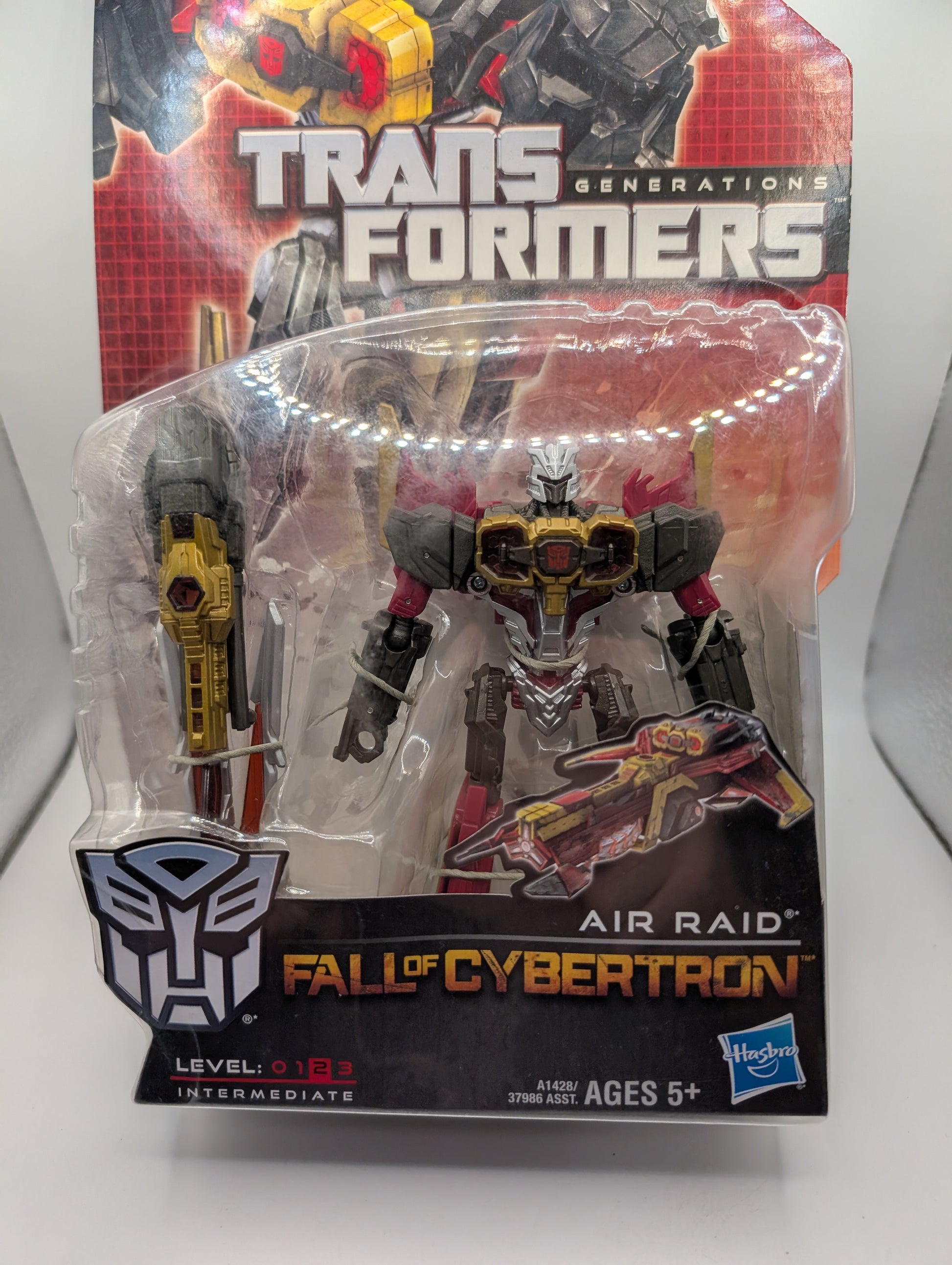 Transformers AIR RAID Generations Fall Of Cybertron Deluxe Class Figure in Box