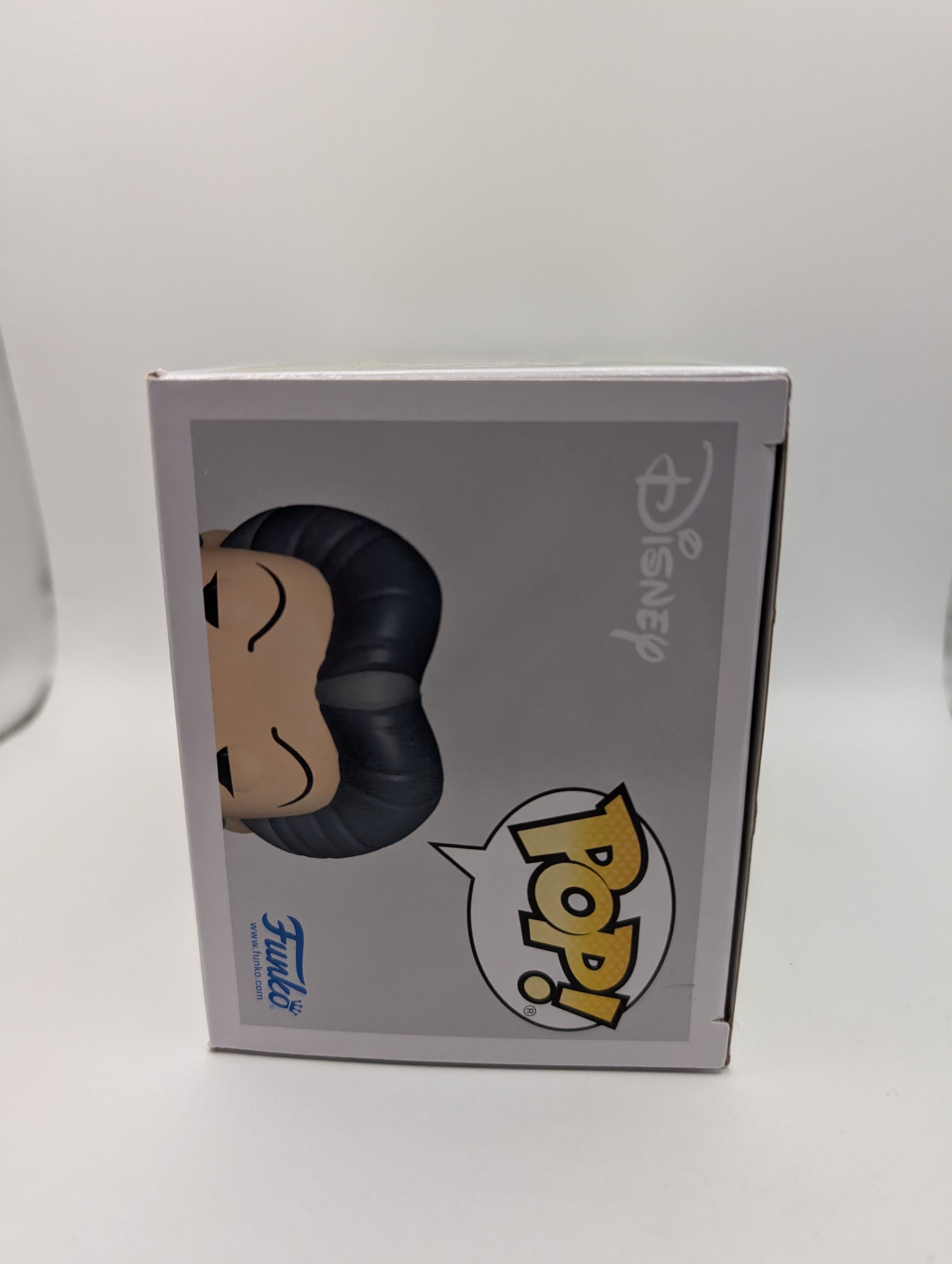 Funko Pop! Disney Villains: #1080 LADY TREMAINE