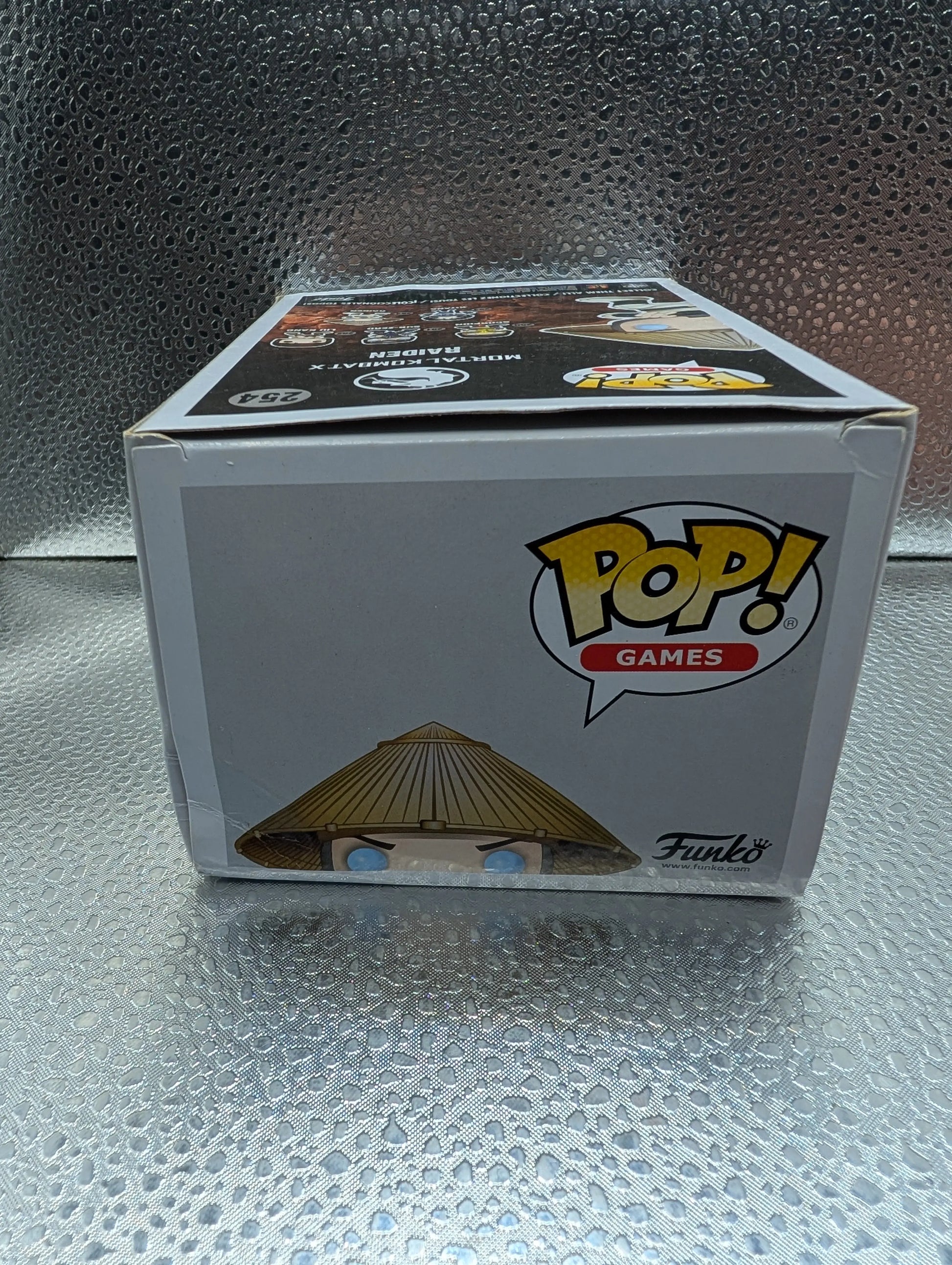 FUNKO Pop Vinyl Raiden #254 FRENLY BRICKS - Open 7 Days