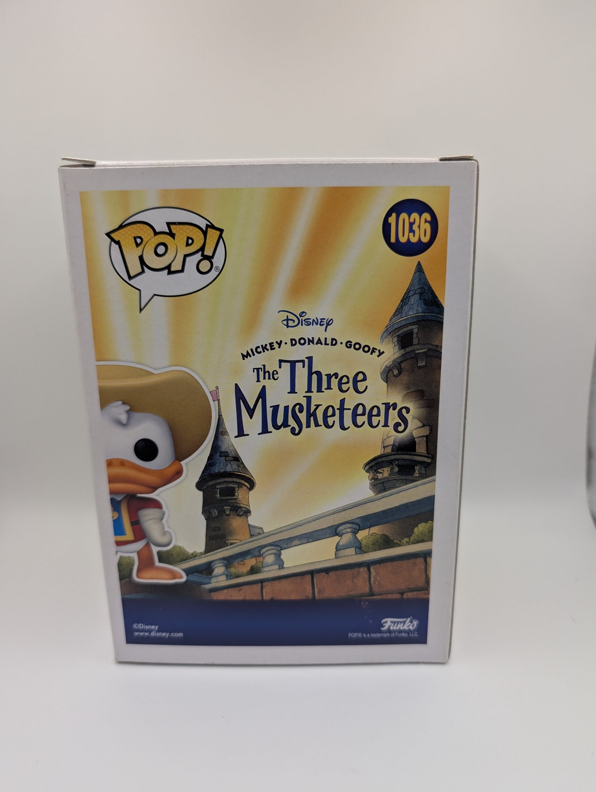 Donald Duck Pop 1036 - Disney Three Musketeers Funko Pop! - 2021 Wonderous Conv FRENLY BRICKS - Open 7 Days
