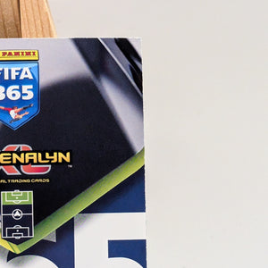 Panini FIFA 365 Adrenalyn XL 2026 Lamine Yamal Momentum Very Rare card