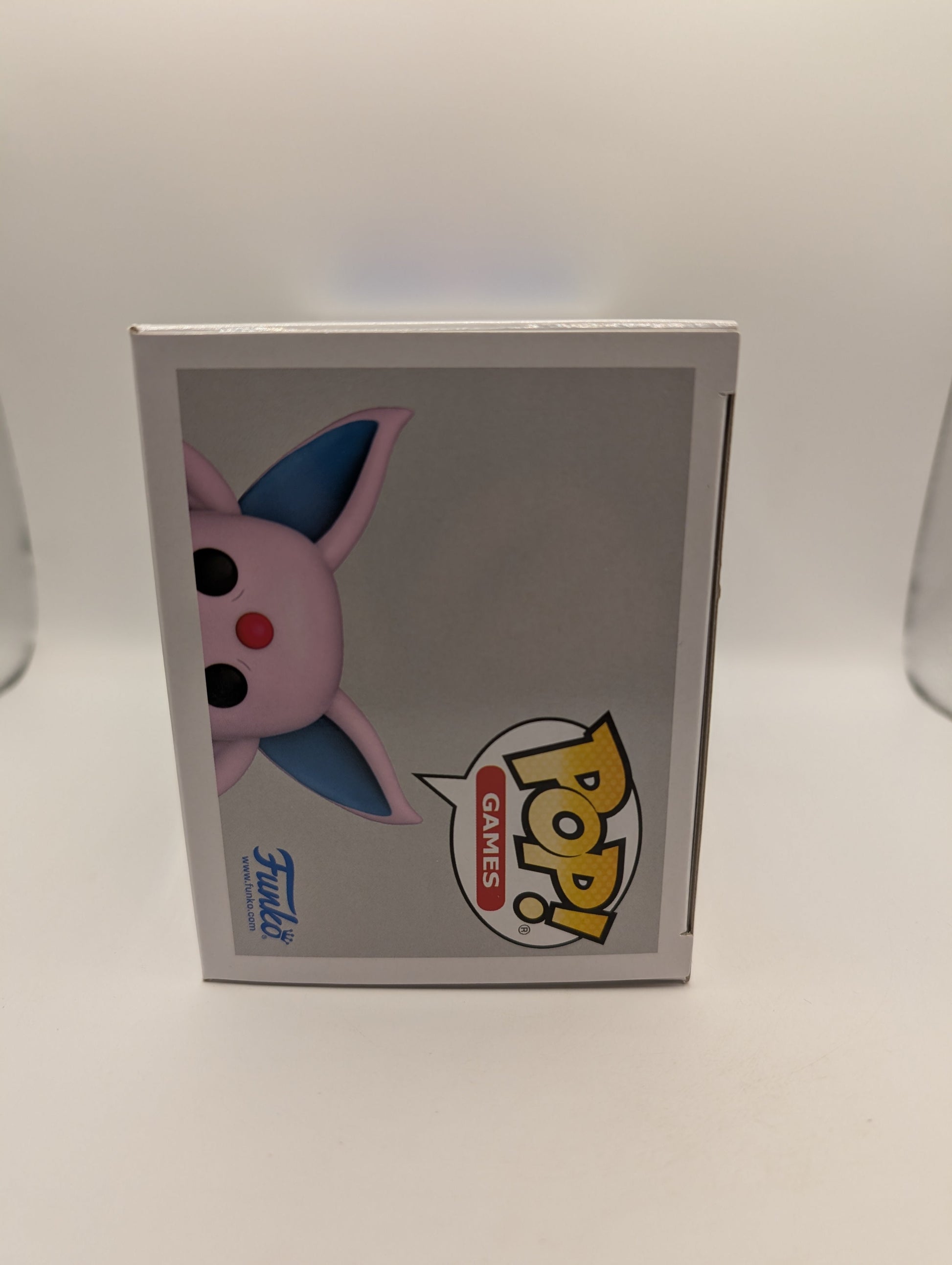 Funko POP Vinyl - Games - Pokemon - Espeon - #884 Flocked FRENLY BRICKS - Open 7 Days