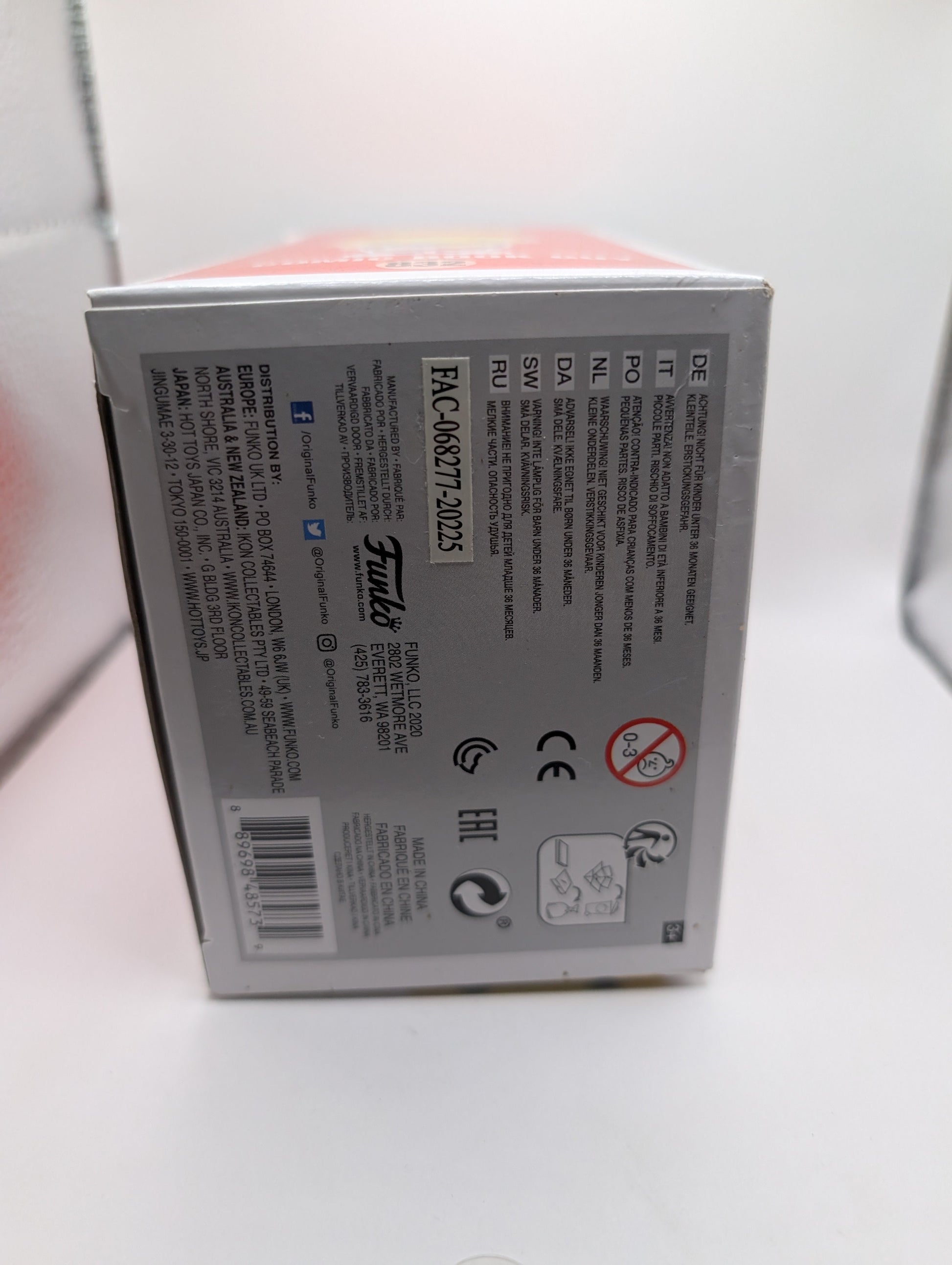 Comic Book Guy Pop 832 - The Simpsons Funko Pop! - 2020 Fall Conv FRENLY BRICKS - Open 7 Days