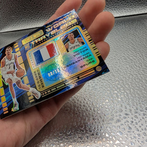 Victor Wembanyama 08/10 RC Recon World Travelers Panini FRENLY BRICKS - Open 7 Days