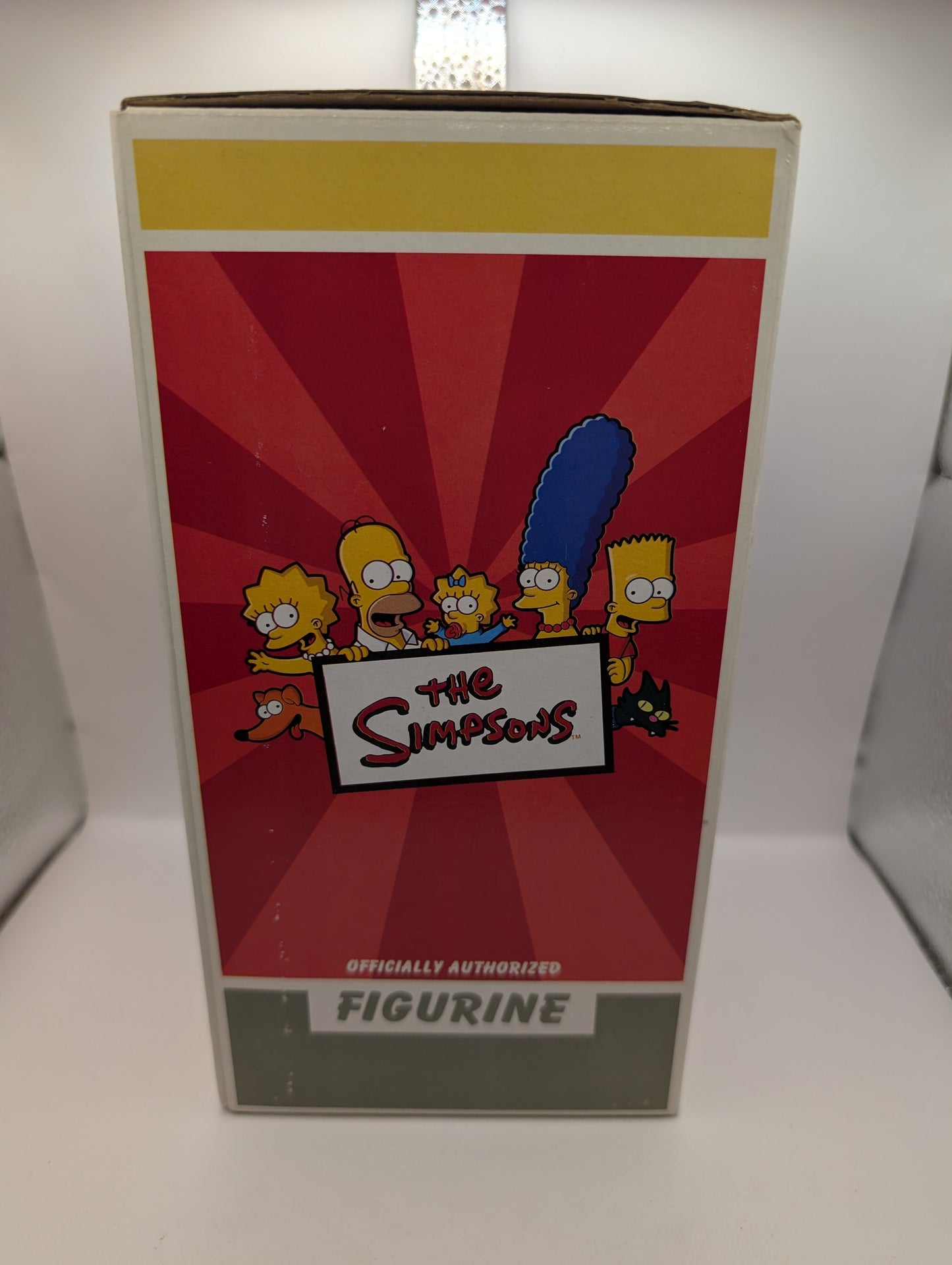 The Simpsons sculpture "Make Way for Willie"  Springfield citizens sculpture with Box FRENLY BRICKS - Open 7 Days