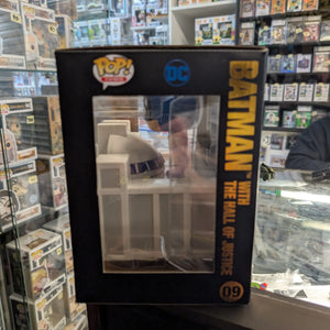 Funko Pop! Town: DC Comics - Batman Vinyl Figure 09 FRENLY BRICKS - Open 7 Days