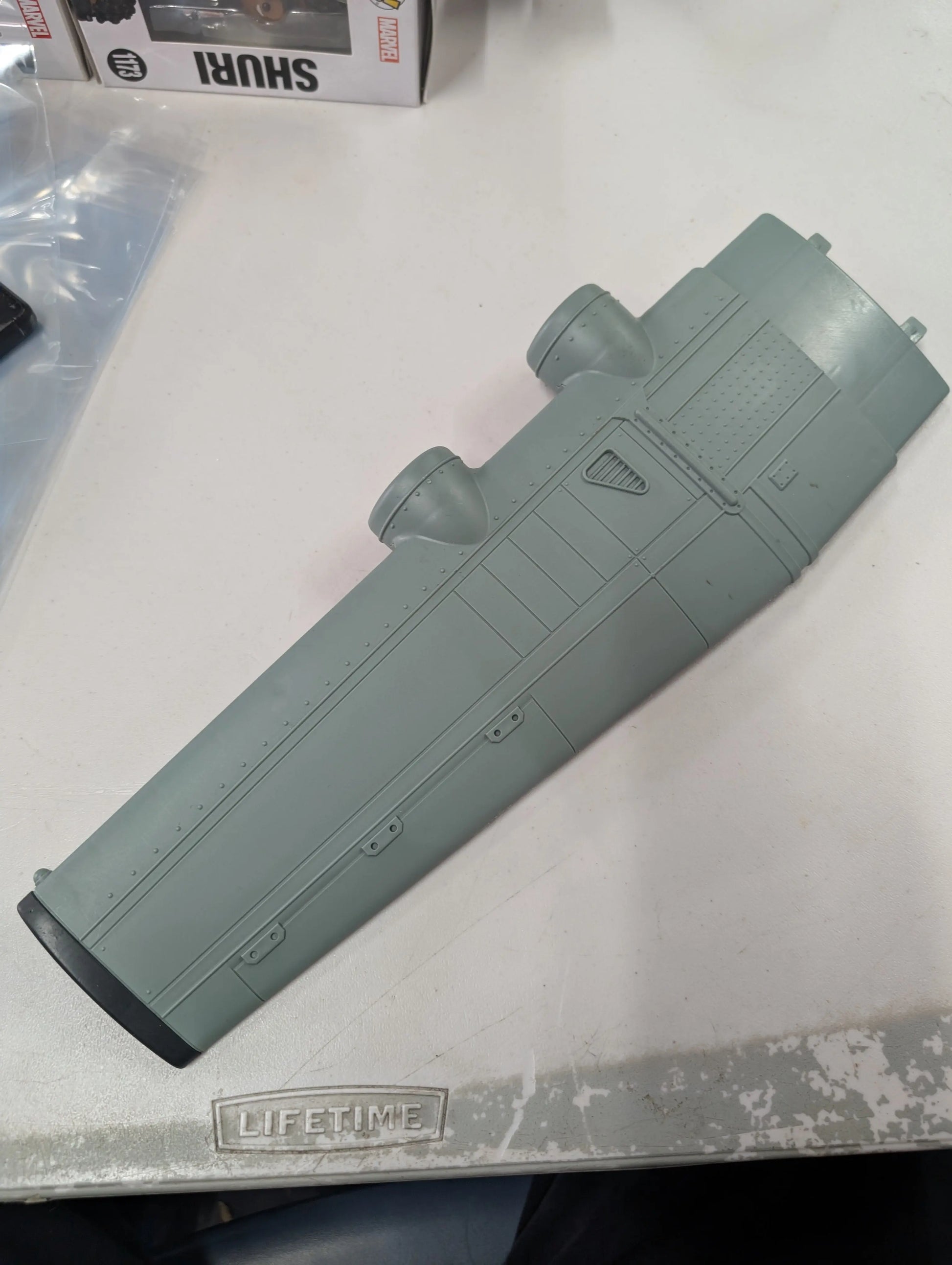 Wing from plane see pics FRENLY BRICKS - Open 7 Days