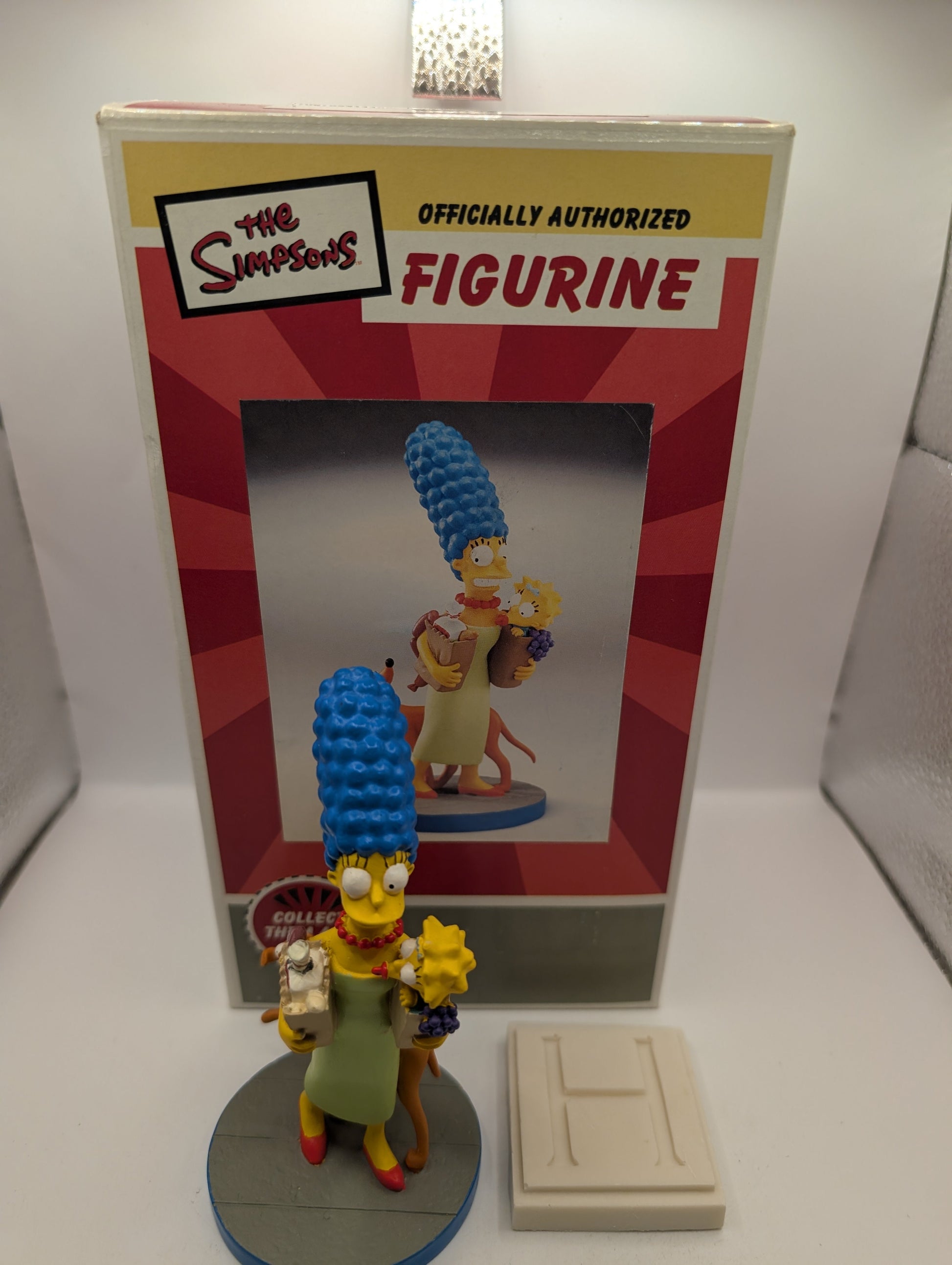 The Simpsons sculpture "Happy Homer-Maker" Simpson Nuclear Family Collection FRENLY BRICKS - Open 7 Days