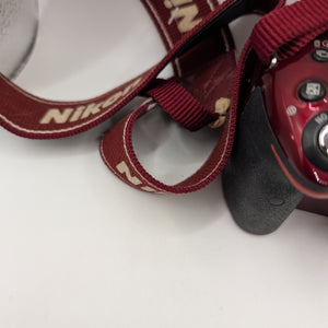 Nikon D5200 Digital Camera Red 24.1 Megapixel 3.2
