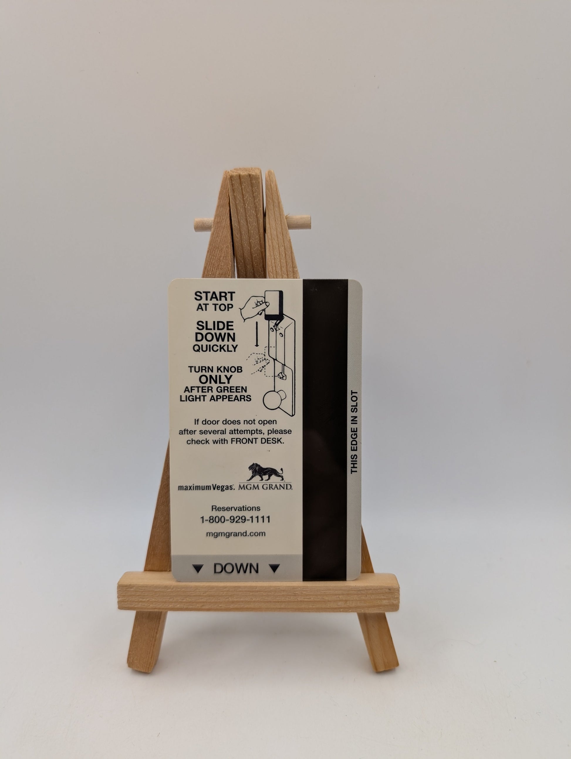 Manny Pacquiao Boxing Signed 2011  Key Card AUTO FRENLY BRICKS - Open 7 Days