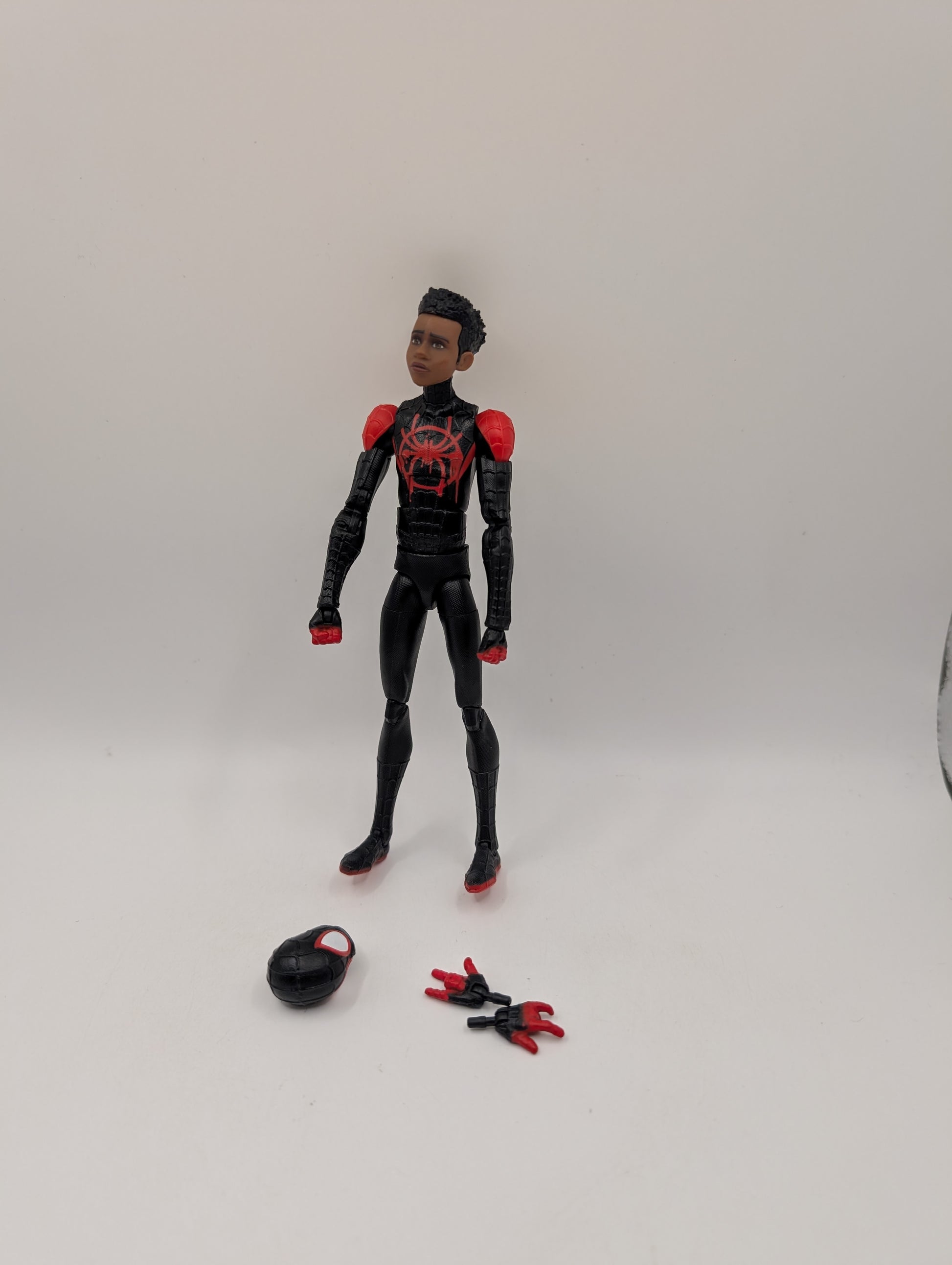 Marvel Legends 6" Spider-Man Across the Spider-Verse Miles Morales loose