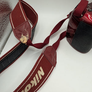 Nikon D5200 Digital Camera Red 24.1 Megapixel 3.2