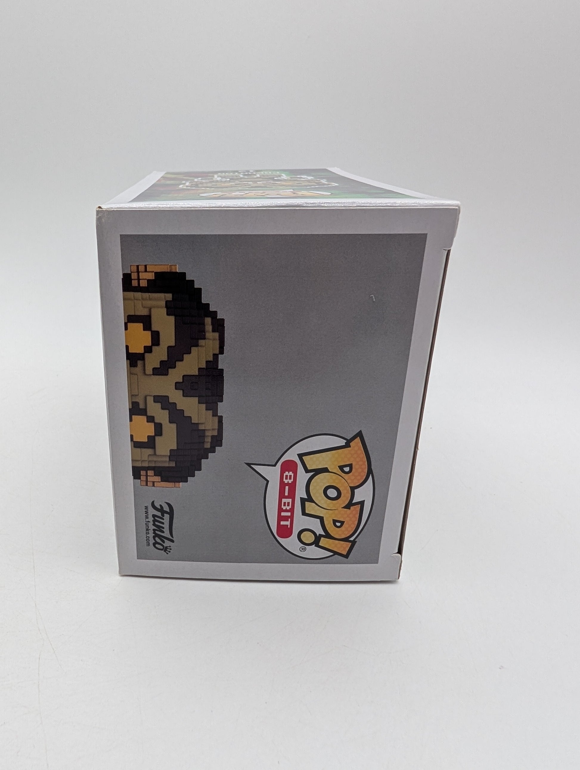 Funko Pop! Vinyl 8-Bit: Predator -  Predator #12 - GameStop Exclusive FRENLY BRICKS - Open 7 Days