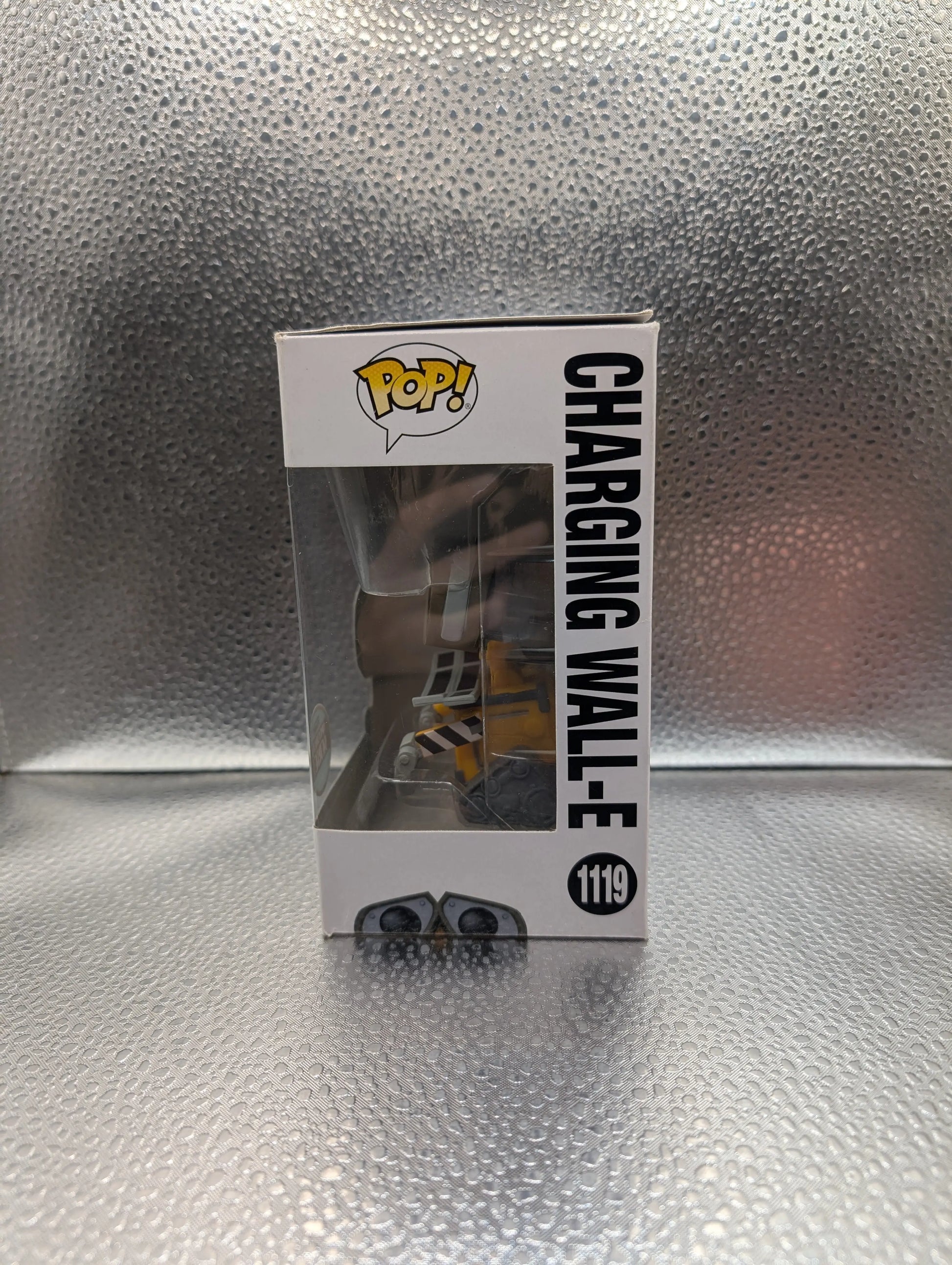 FUNKO Pop Vinyl Charging WALL-E #1119 FRENLY BRICKS - Open 7 Days
