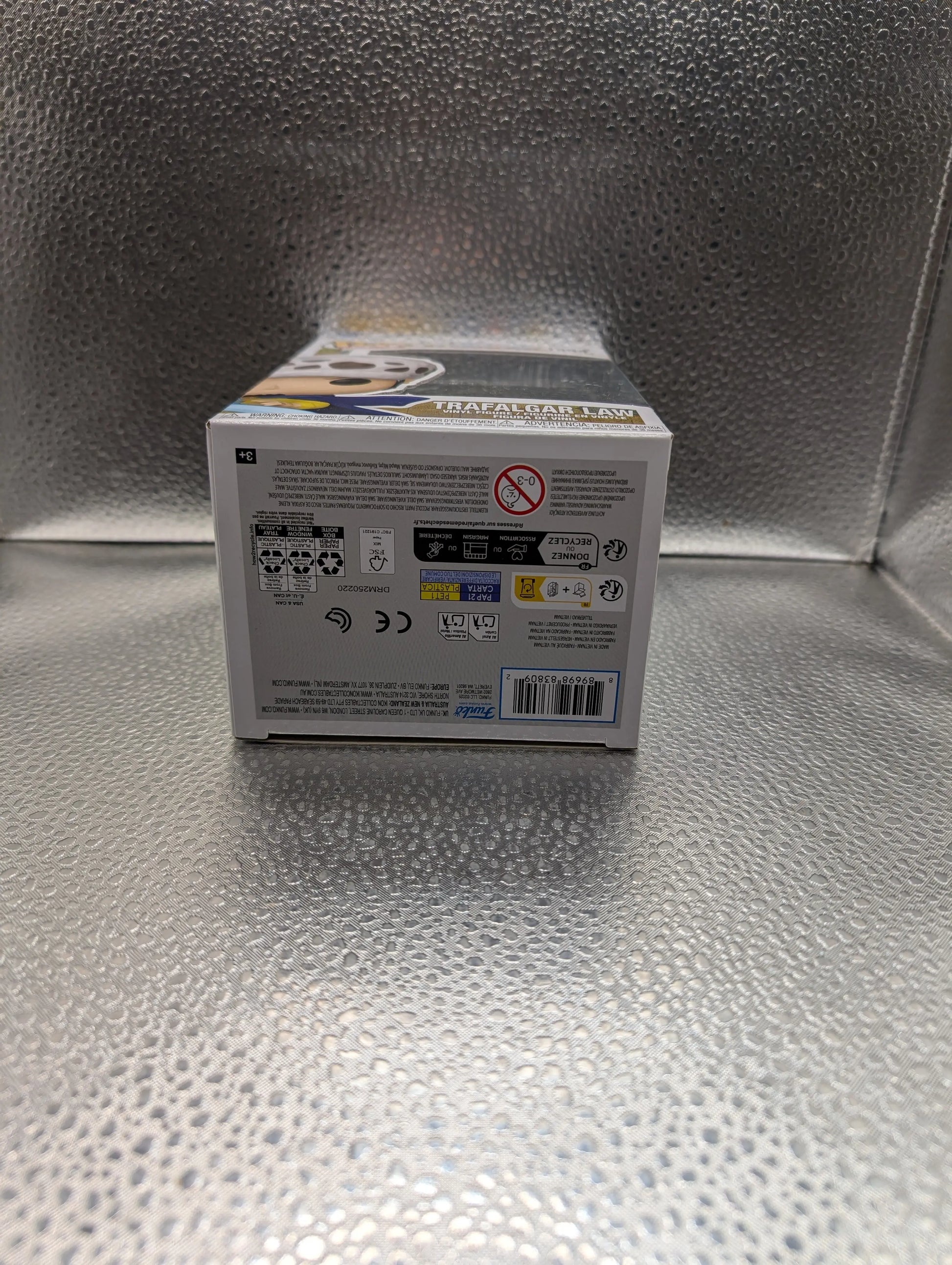 FUNKO Pop Vinyl Trafalgar law #1894 FRENLY BRICKS - Open 7 Days