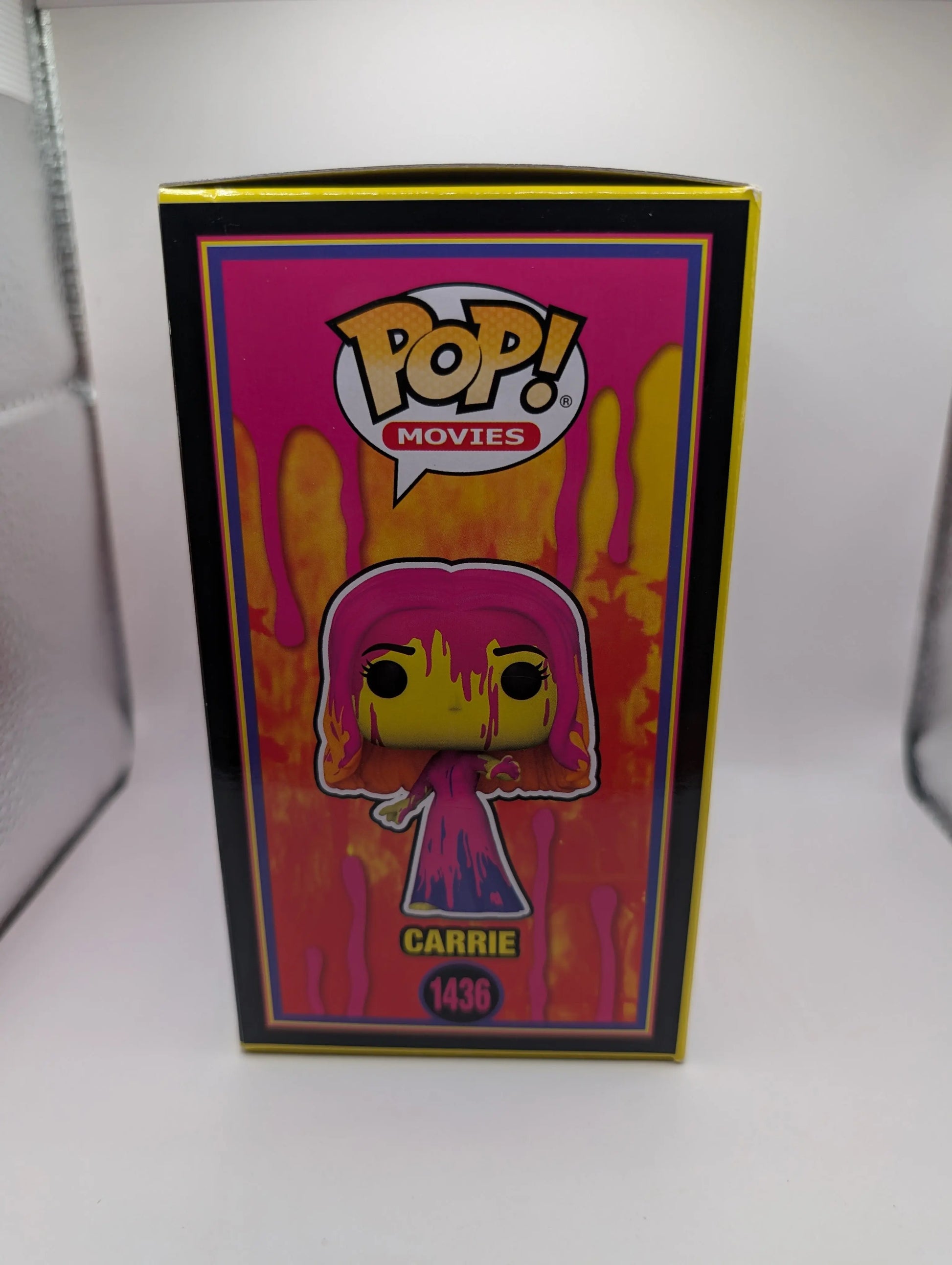 Funko Pop Movies #1436 - Carrie Exclusive - Bloody - Black Light FRENLY BRICKS - Open 7 Days