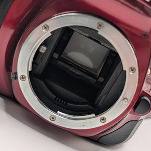 Nikon D5200 Digital Camera Red 24.1 Megapixel 3.2