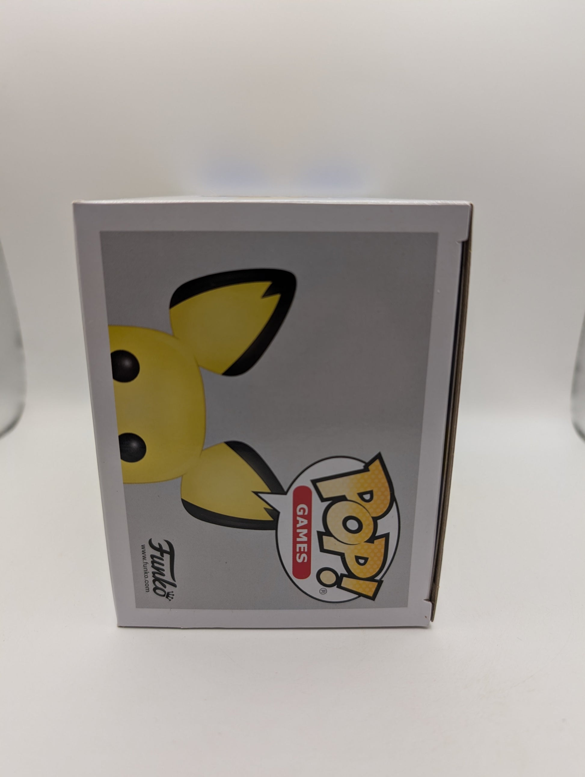 POKEMON FUNKO POP - PICHU FLOCKED #579 - 2020 WONDEROUS CONVENTION LMTD EDITION FRENLY BRICKS - Open 7 Days