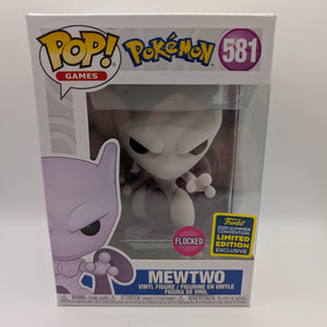 Funko Pop! Pokèmon #581 MEWTWO (Flocked) 2020 Summer Convention VAULTED FRENLY BRICKS - Open 7 Days