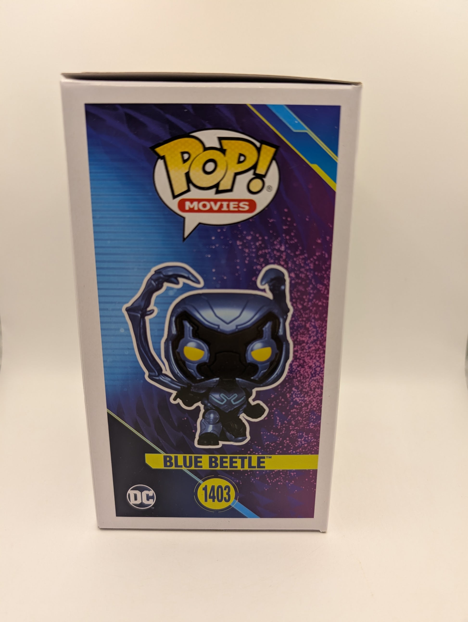 Blue Beetle - Blue Beetle #1403 CHASE Glow in the Dark Limited Edition Funko Pop