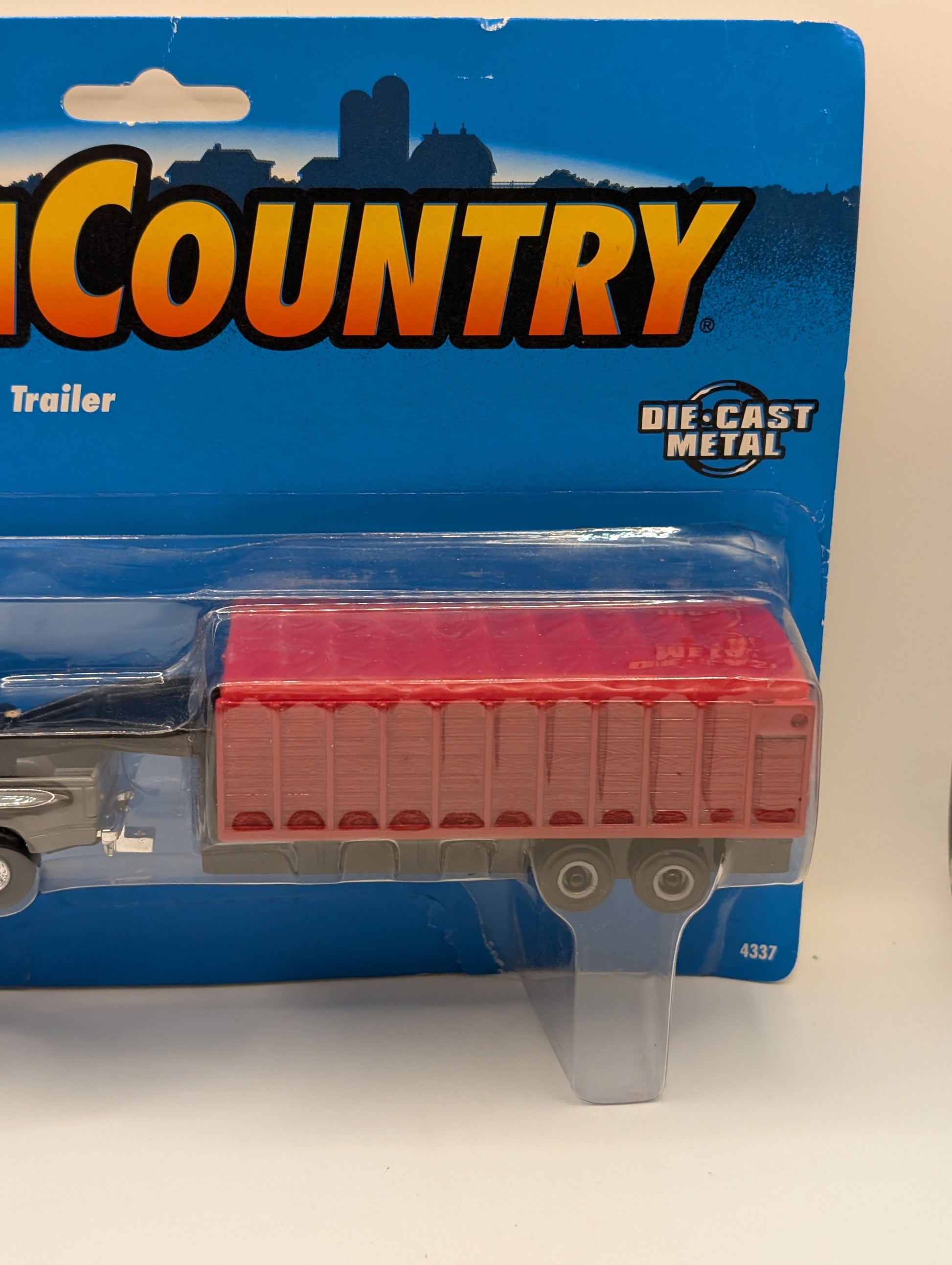 1/64 Farm Country Dually Pickup with Grain Trailer - new in package FRENLY BRICKS - Open 7 Days