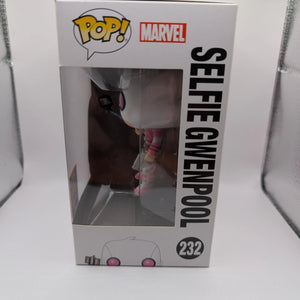 Funko Pop Vinyl Marvel Selfie Gwenpool Bobble Head 232 2017 Summer Convention FRENLY BRICKS - Open 7 Days