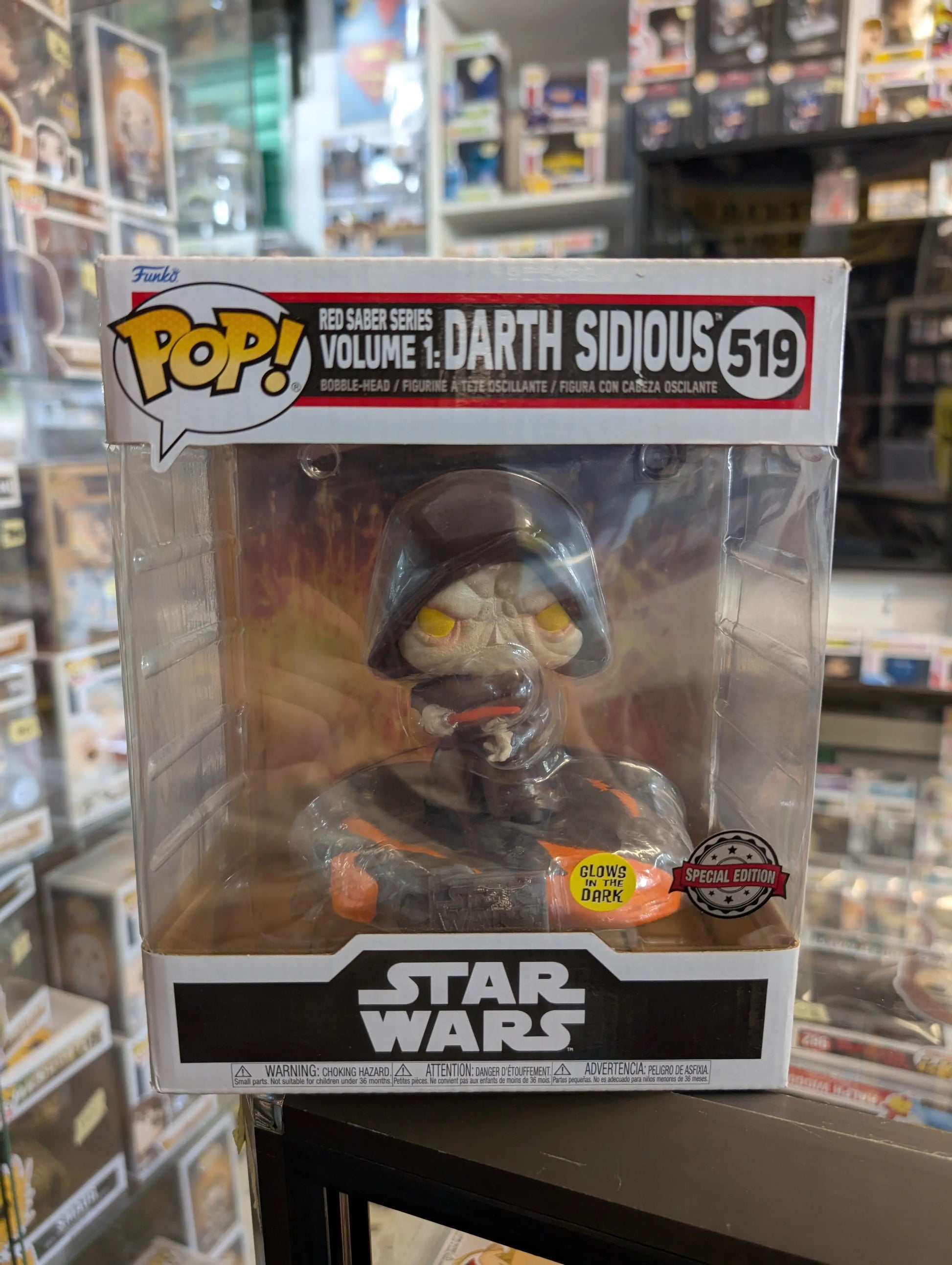 Star Wars - Red Saber Series: Darth Sidious Glow Pop! Deluxe 519 FRENLY BRICKS - Open 7 Days