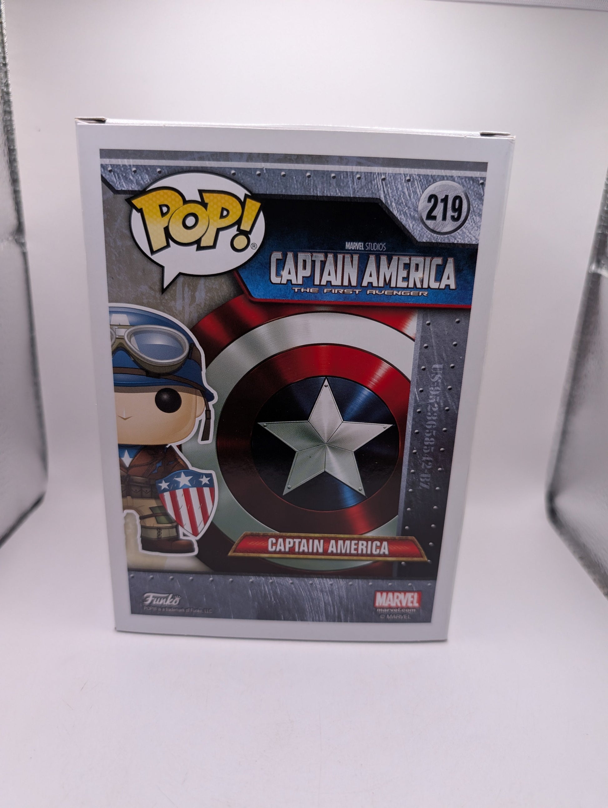 Funko Pop! Vinyl Captain America #219 2017 Spring Convention Exclusive FRENLY BRICKS - Open 7 Days