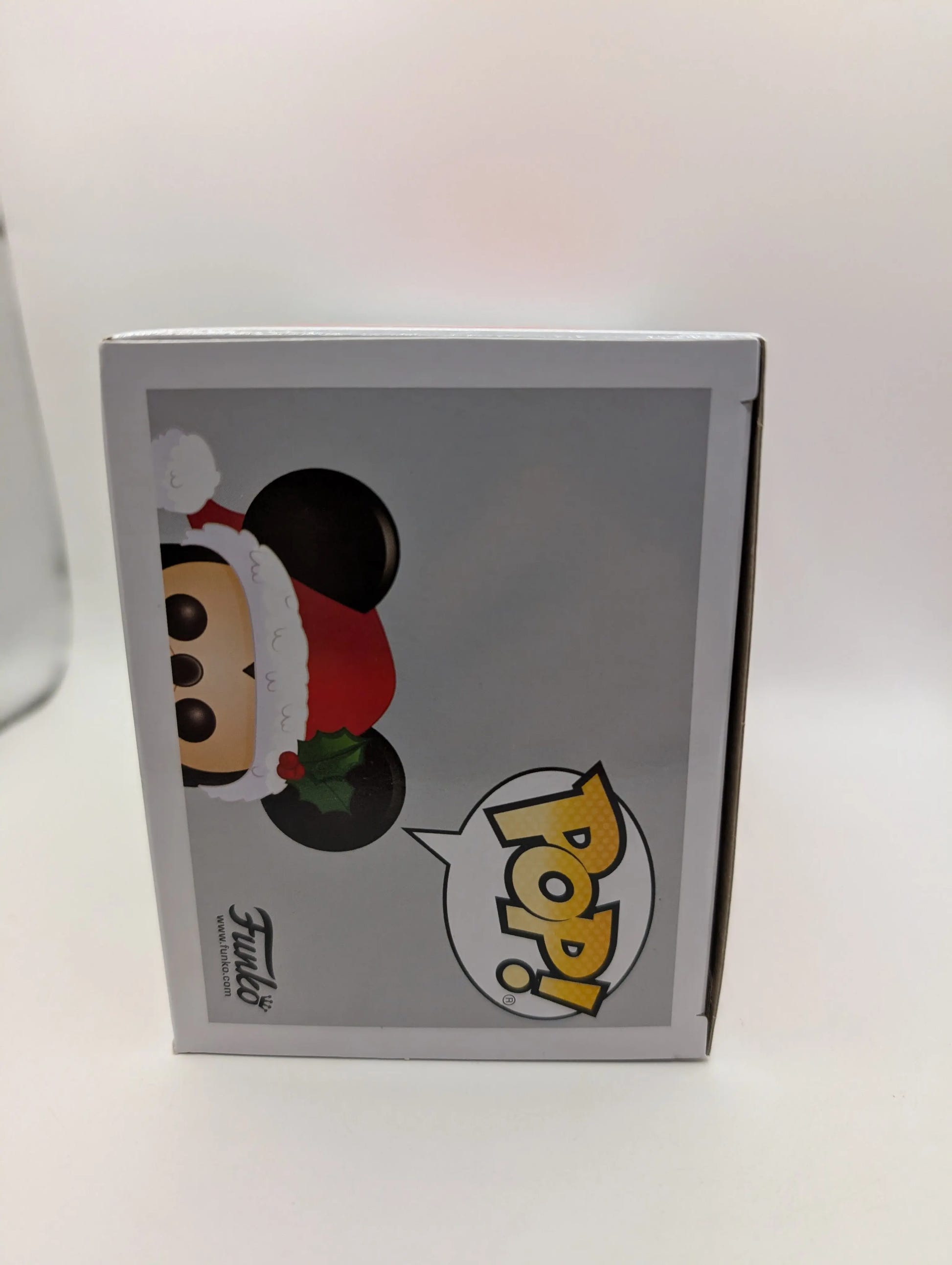 Funko POP! Disney Mickey Mouse & Friends Mickey Mouse Christmas #612 FRENLY BRICKS - Open 7 Days image 5