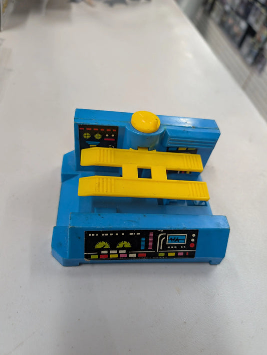 Blue and yellow space base section FRENLY BRICKS - Open 7 Days